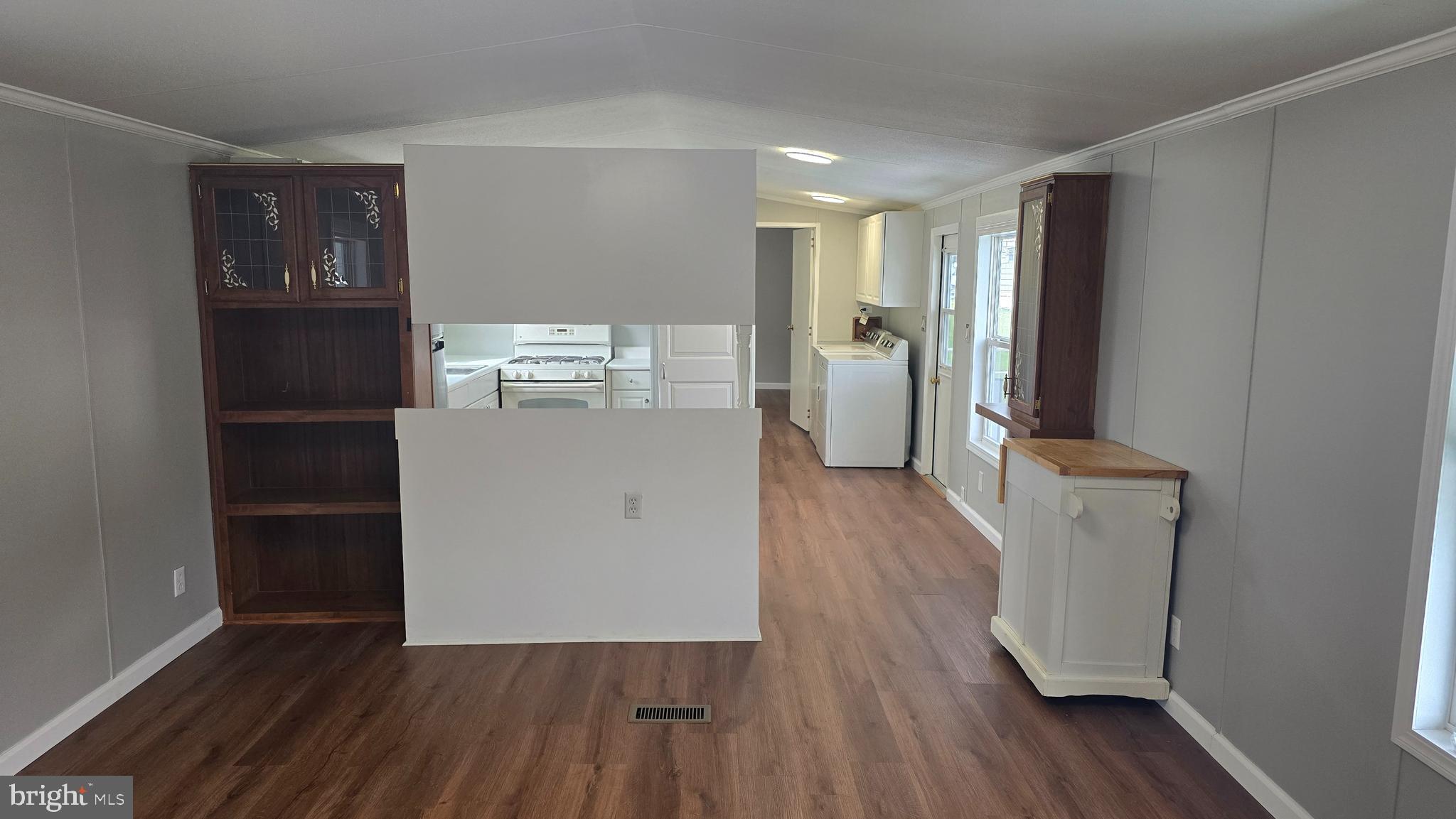 883 E MAIN STREET LOT 10