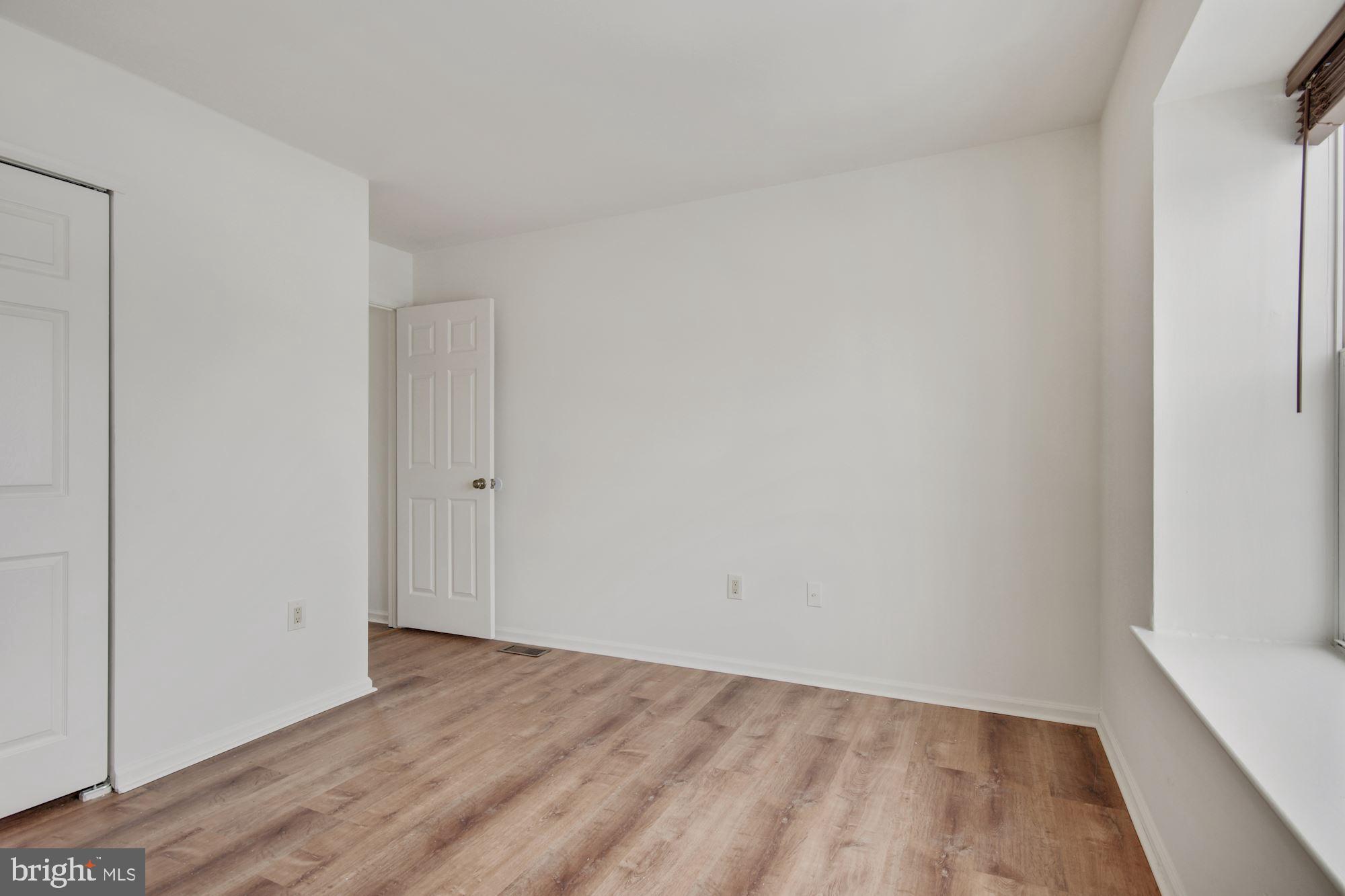 NEWTOWN GRANT - Residential Lease