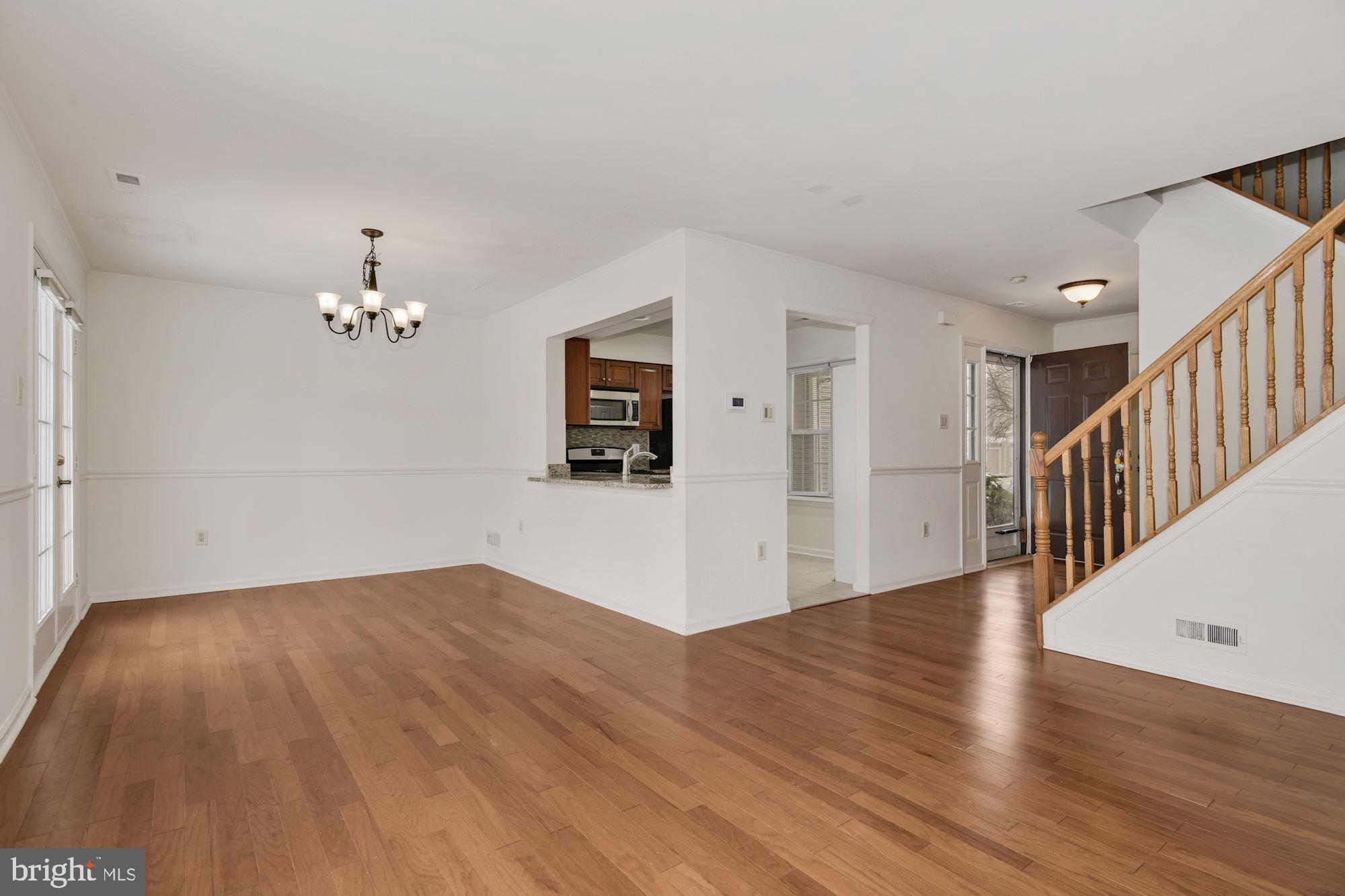 NEWTOWN GRANT - Residential Lease