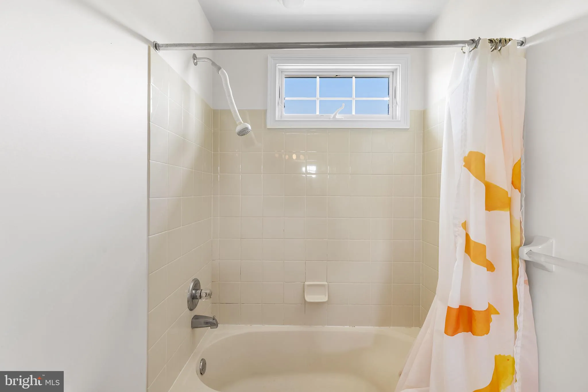 Garnet Valley, Pennsylvania 19060, United States, 5 Bedrooms Bedrooms, ,5 BathroomsBathrooms,Residential,Pending,120286