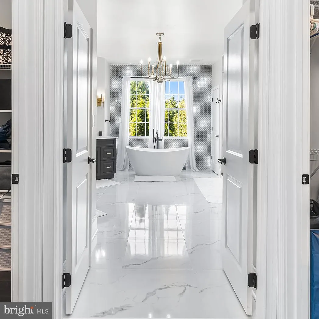 Garnet Valley, Pennsylvania 19060, United States, 5 Bedrooms Bedrooms, ,5 BathroomsBathrooms,Residential,Pending,120286