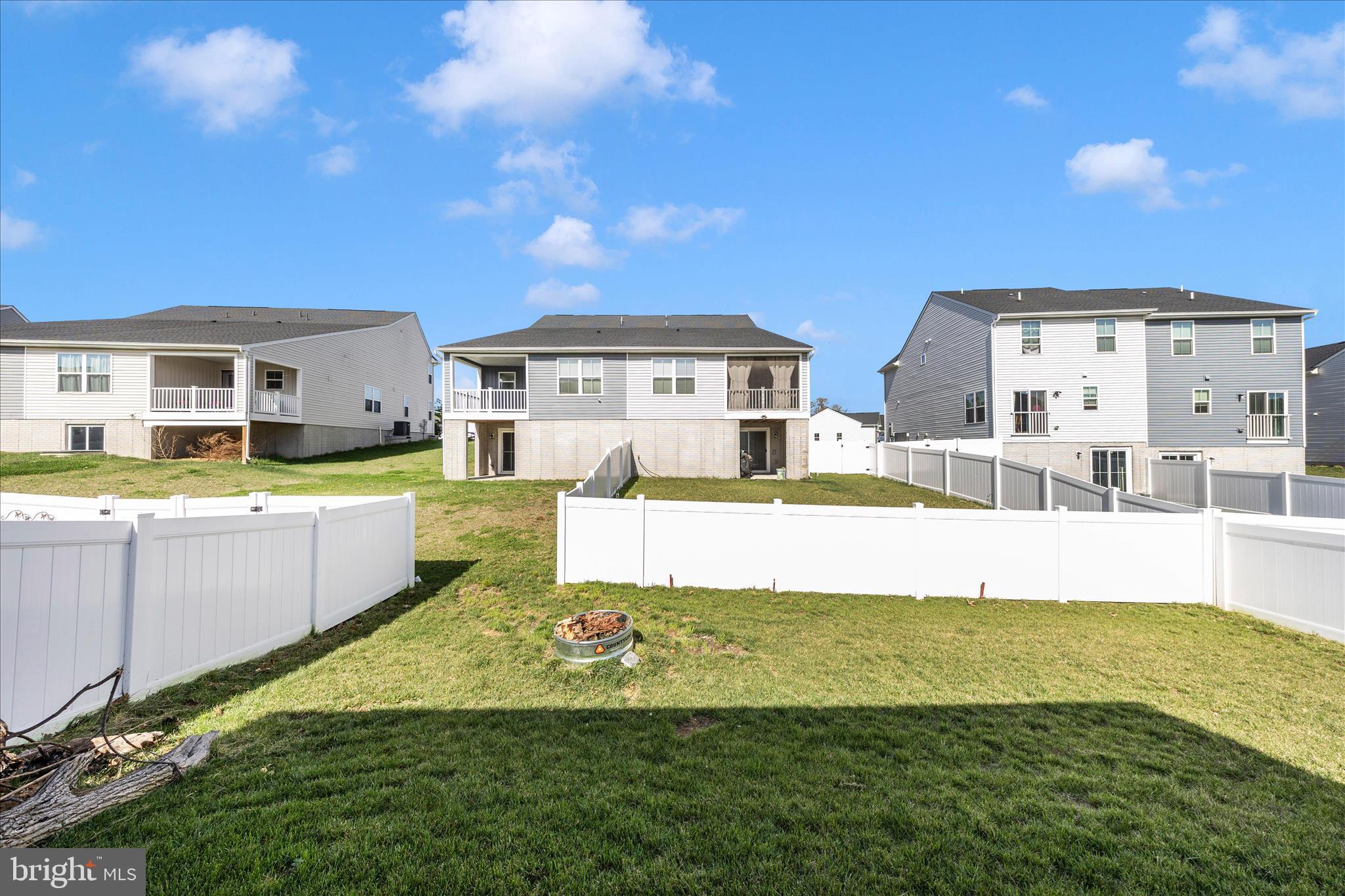 ARCADIA NORTH - Residential