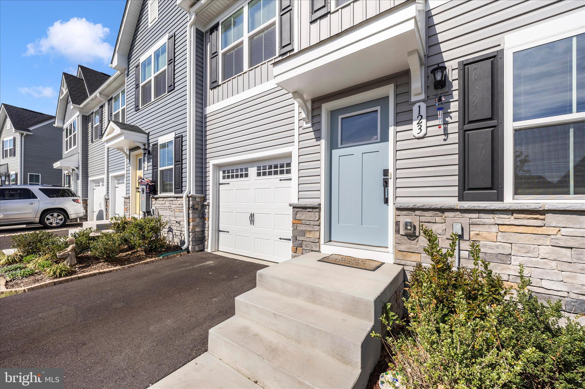 ARCADIA NORTH - Residential