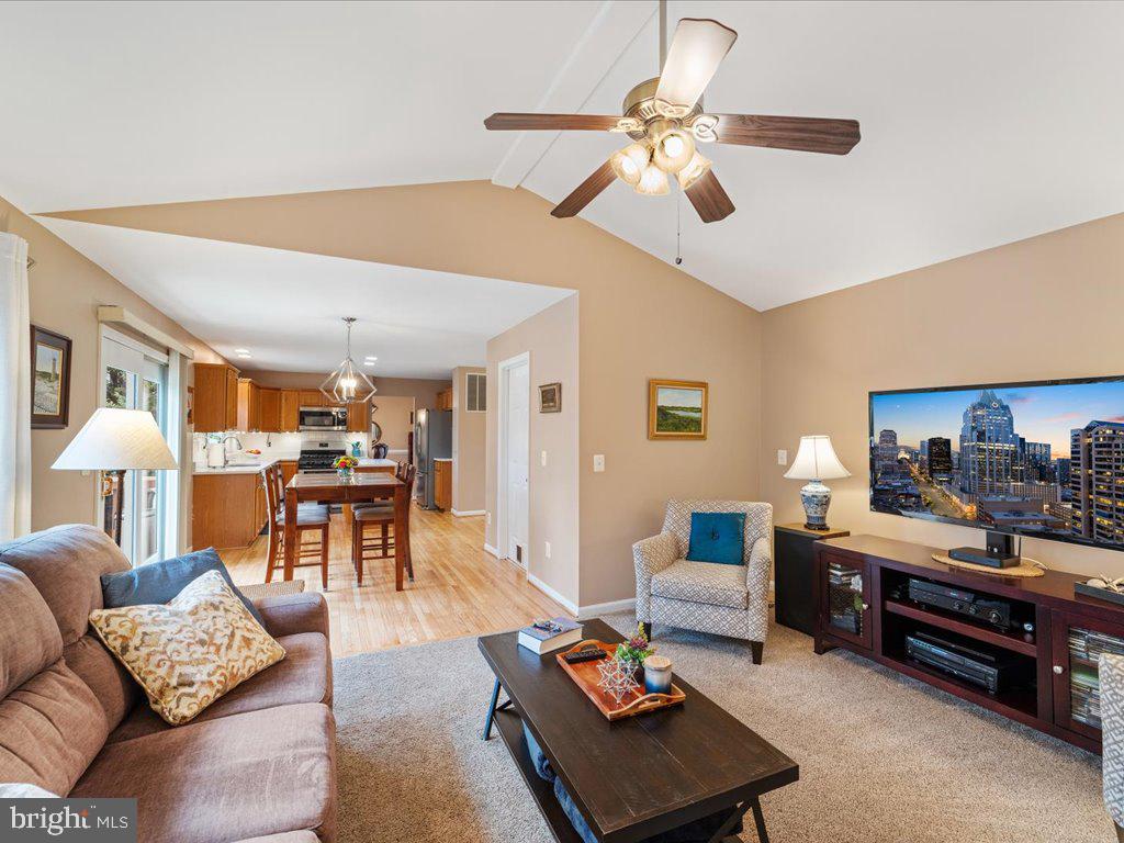 MAYFAIR - Residential