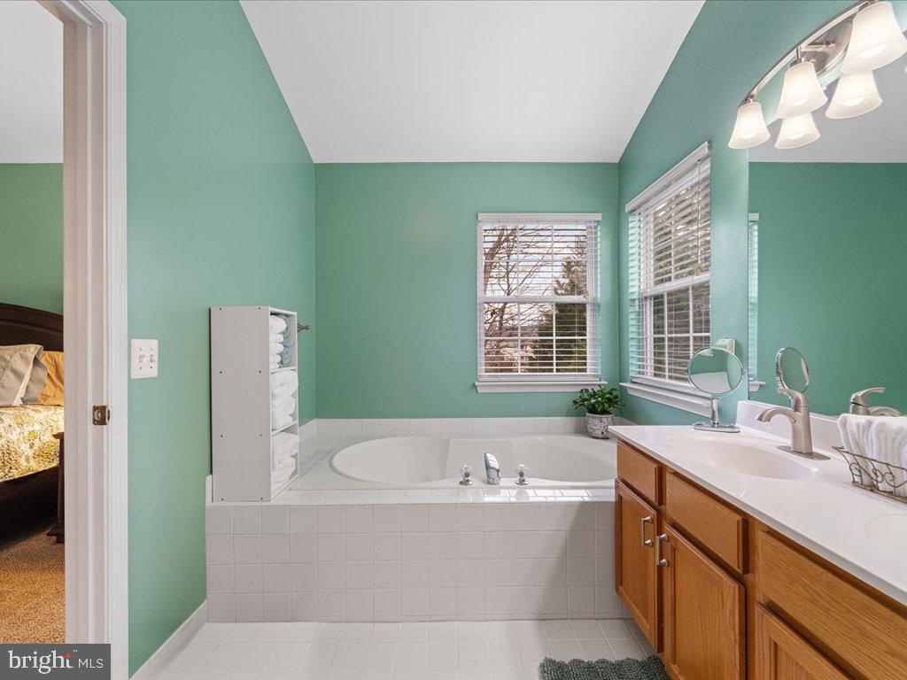 MAYFAIR - Residential