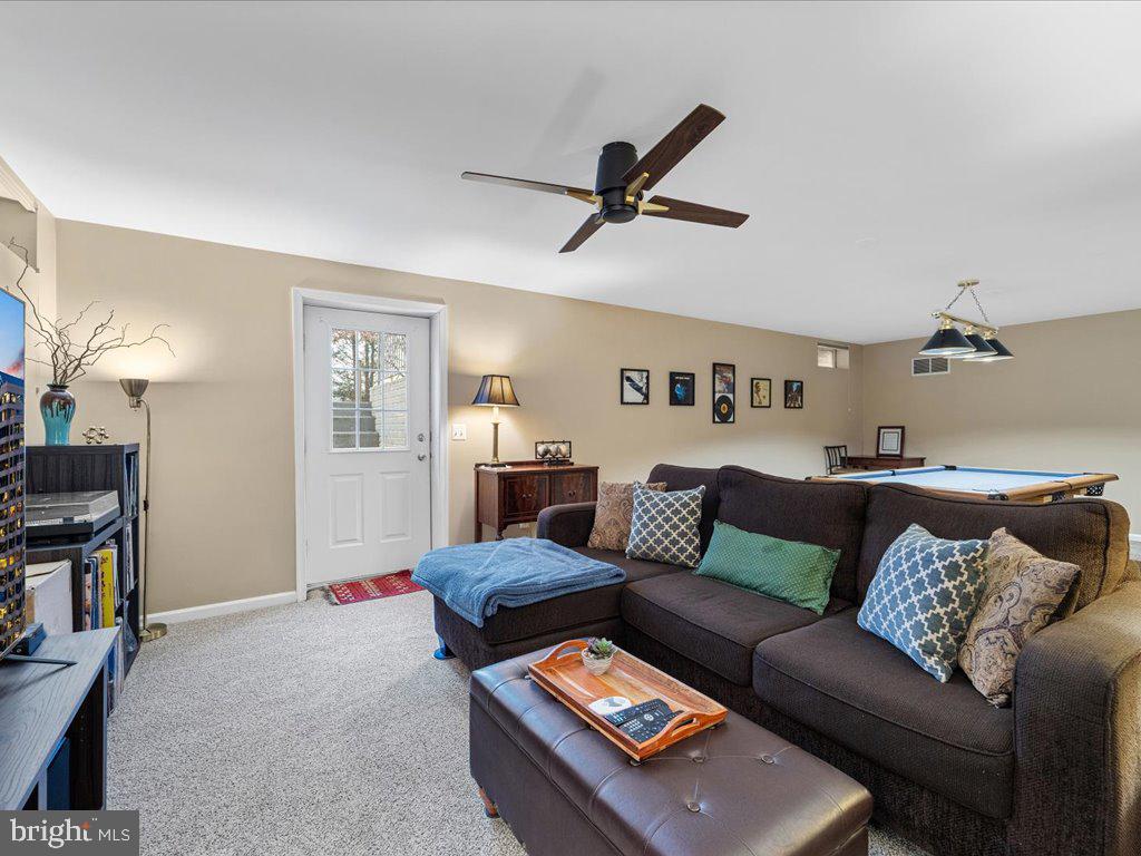 MAYFAIR - Residential