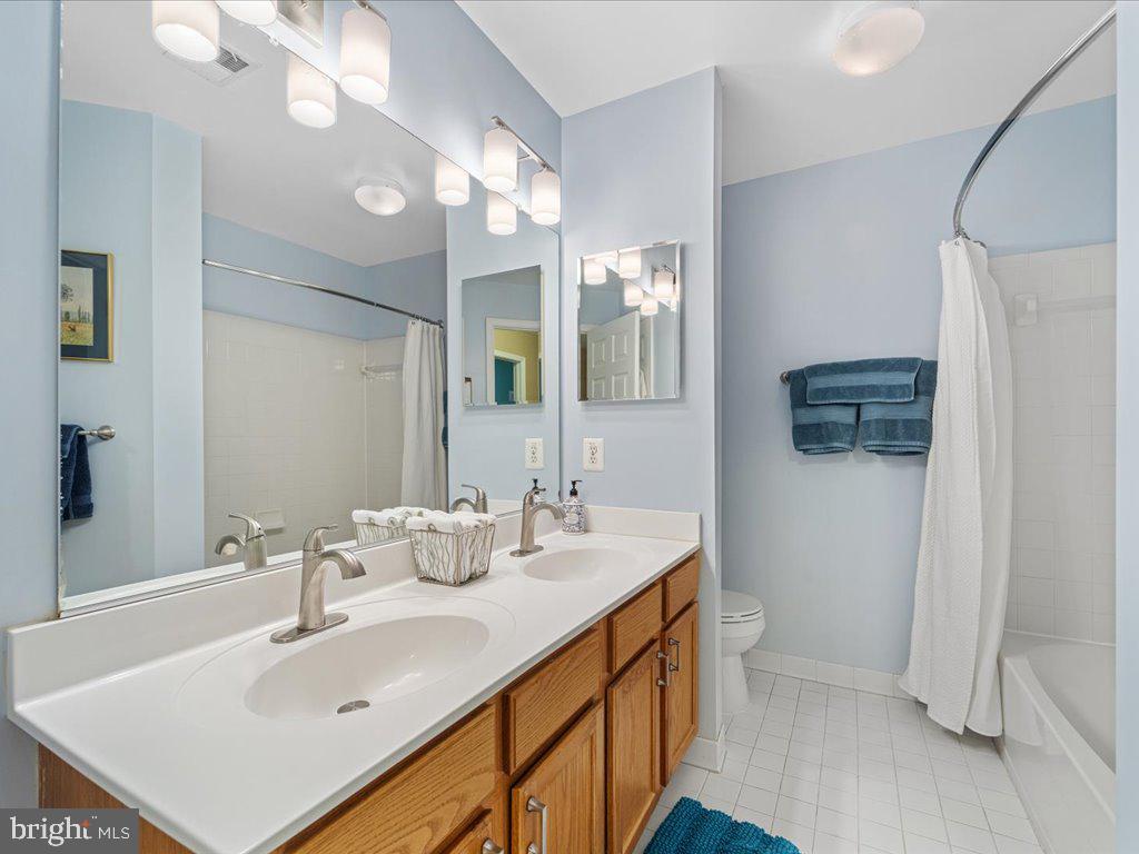 MAYFAIR - Residential