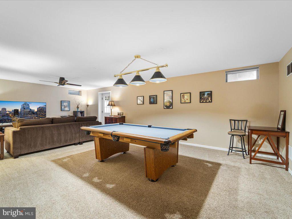 MAYFAIR - Residential