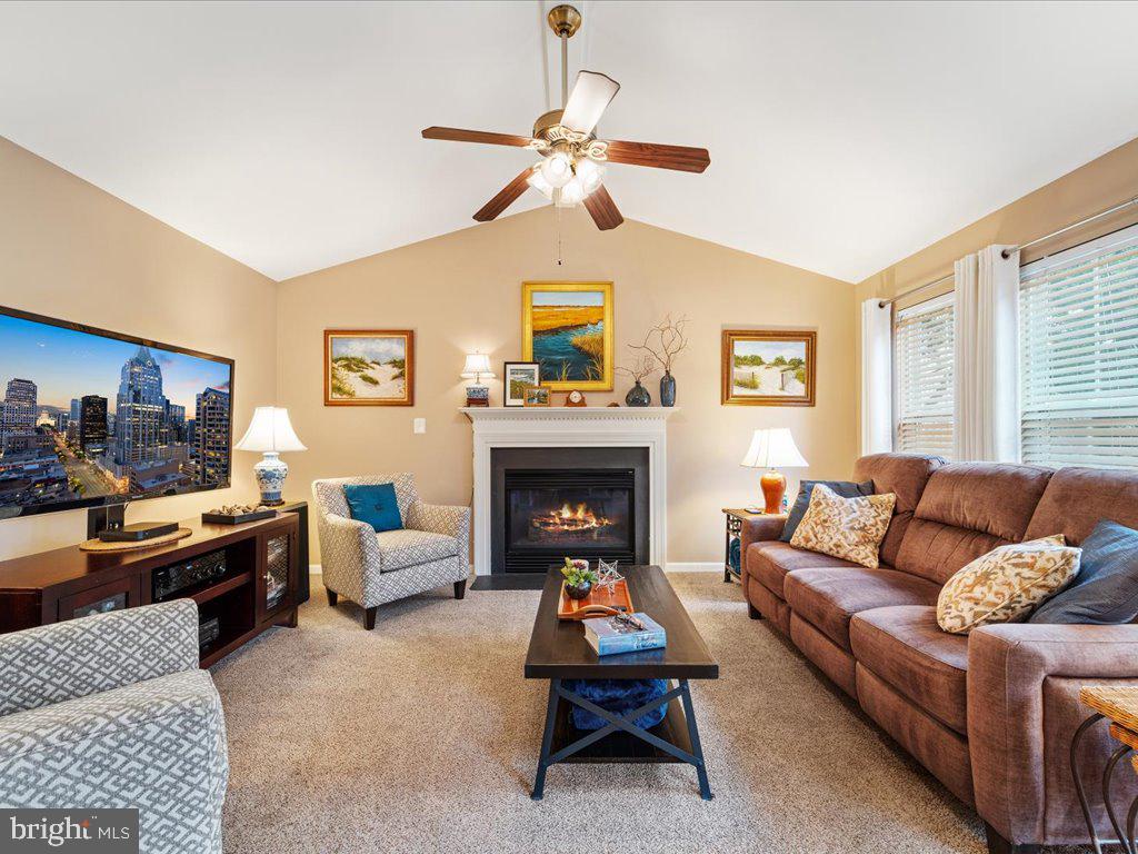 MAYFAIR - Residential