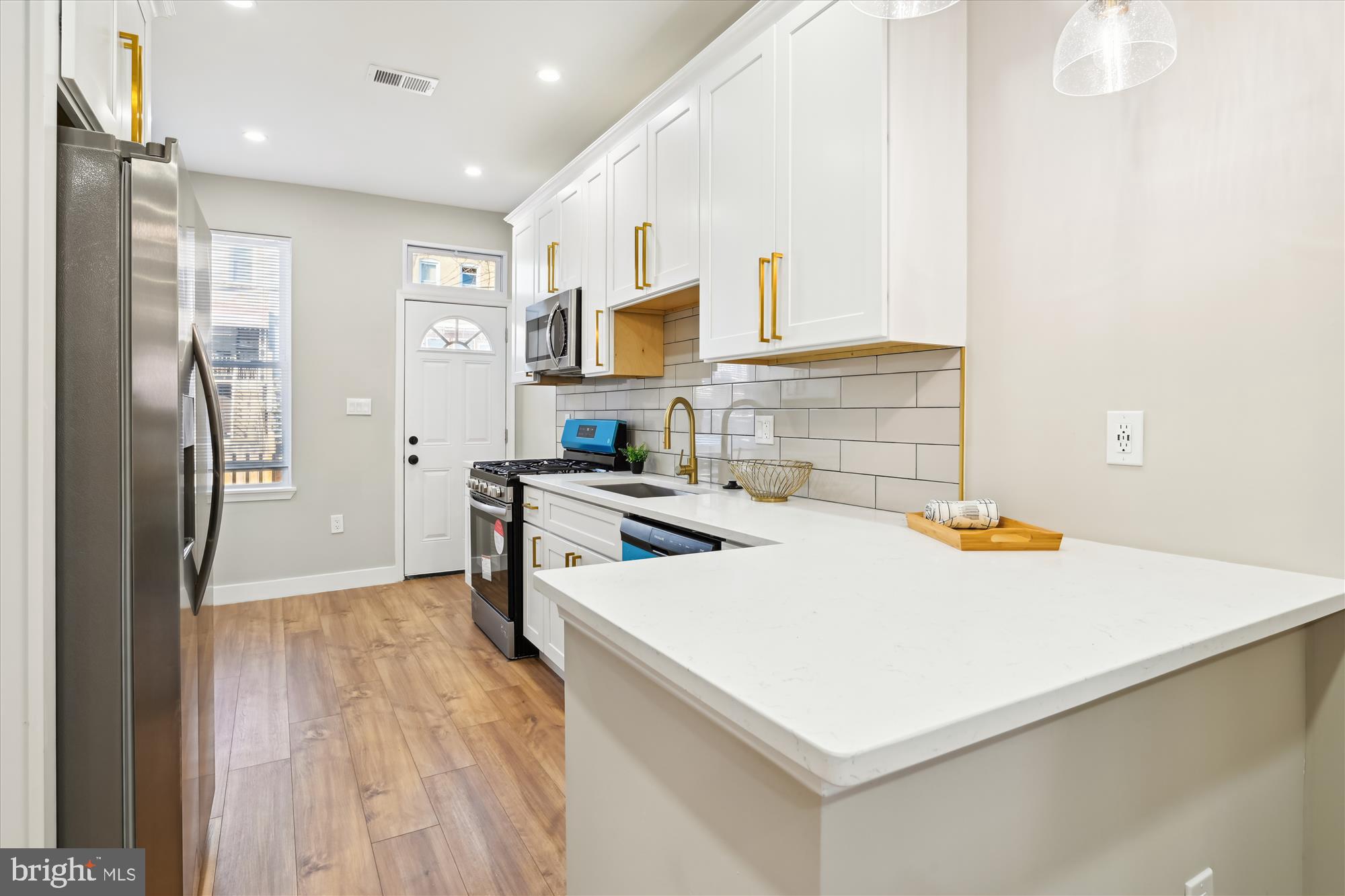 MONDAWMIN - Residential Lease