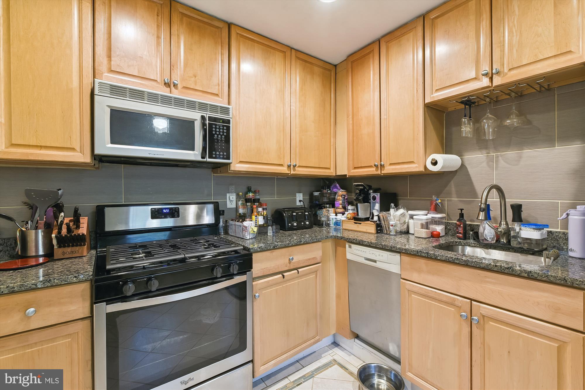 GLEN GARDENS - Residential