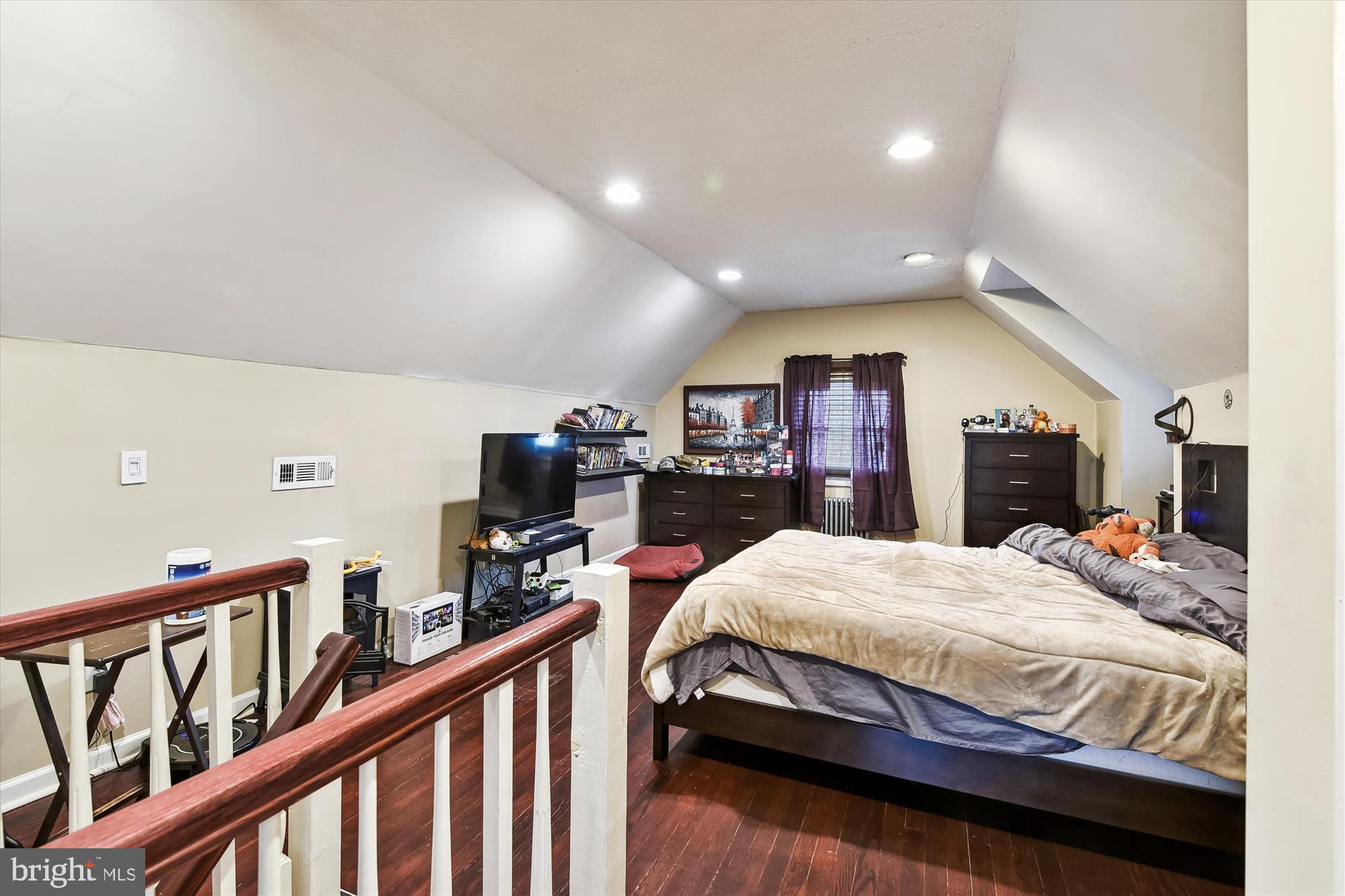 GLEN GARDENS - Residential