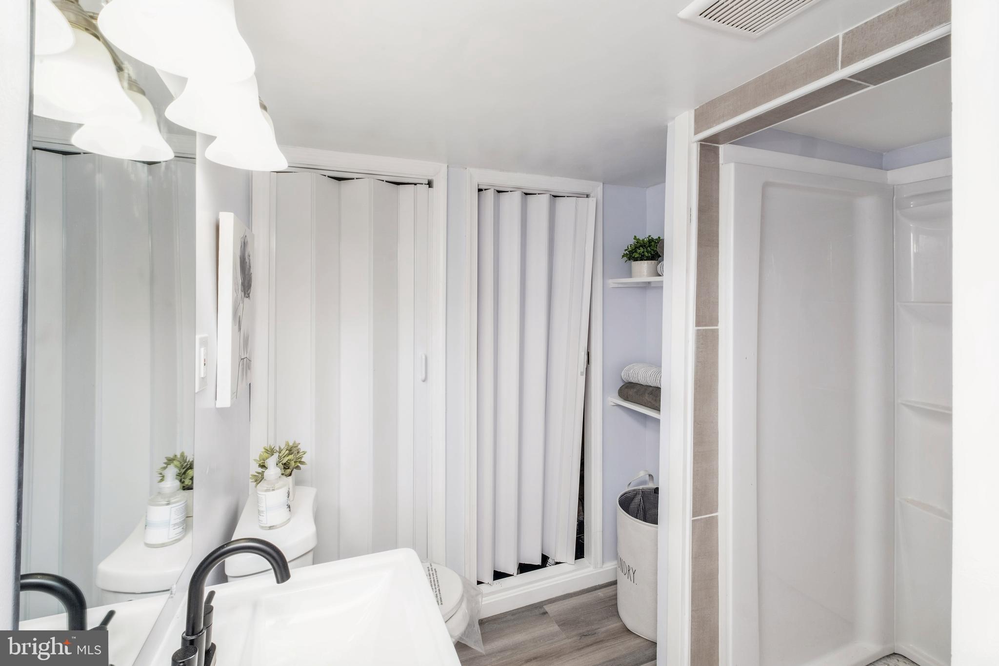 SOUTHLAWN - Residential