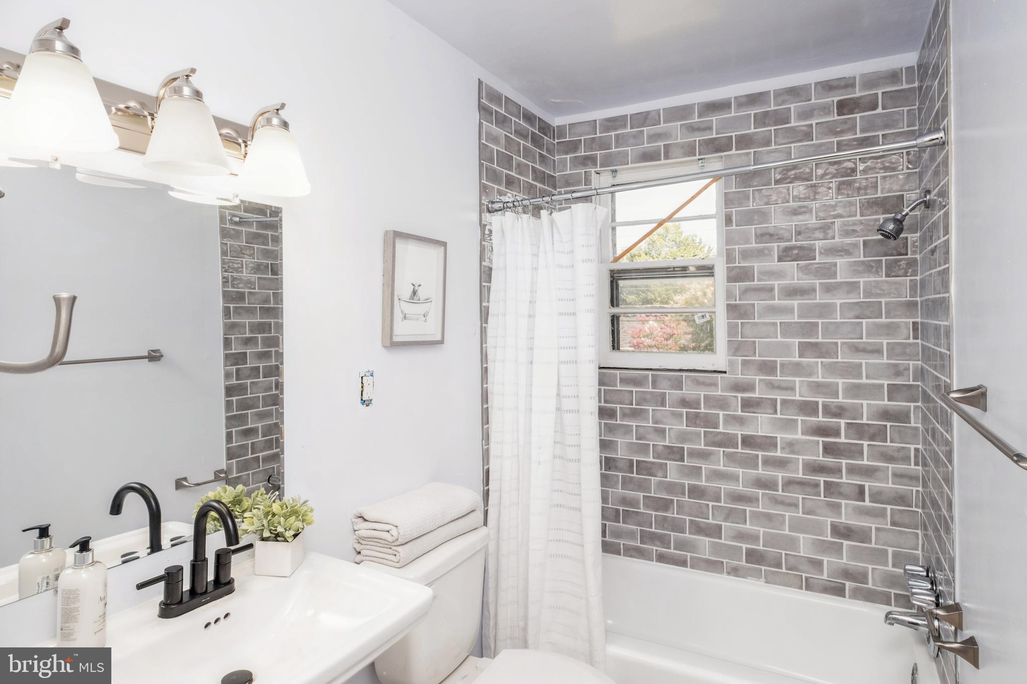 SOUTHLAWN - Residential