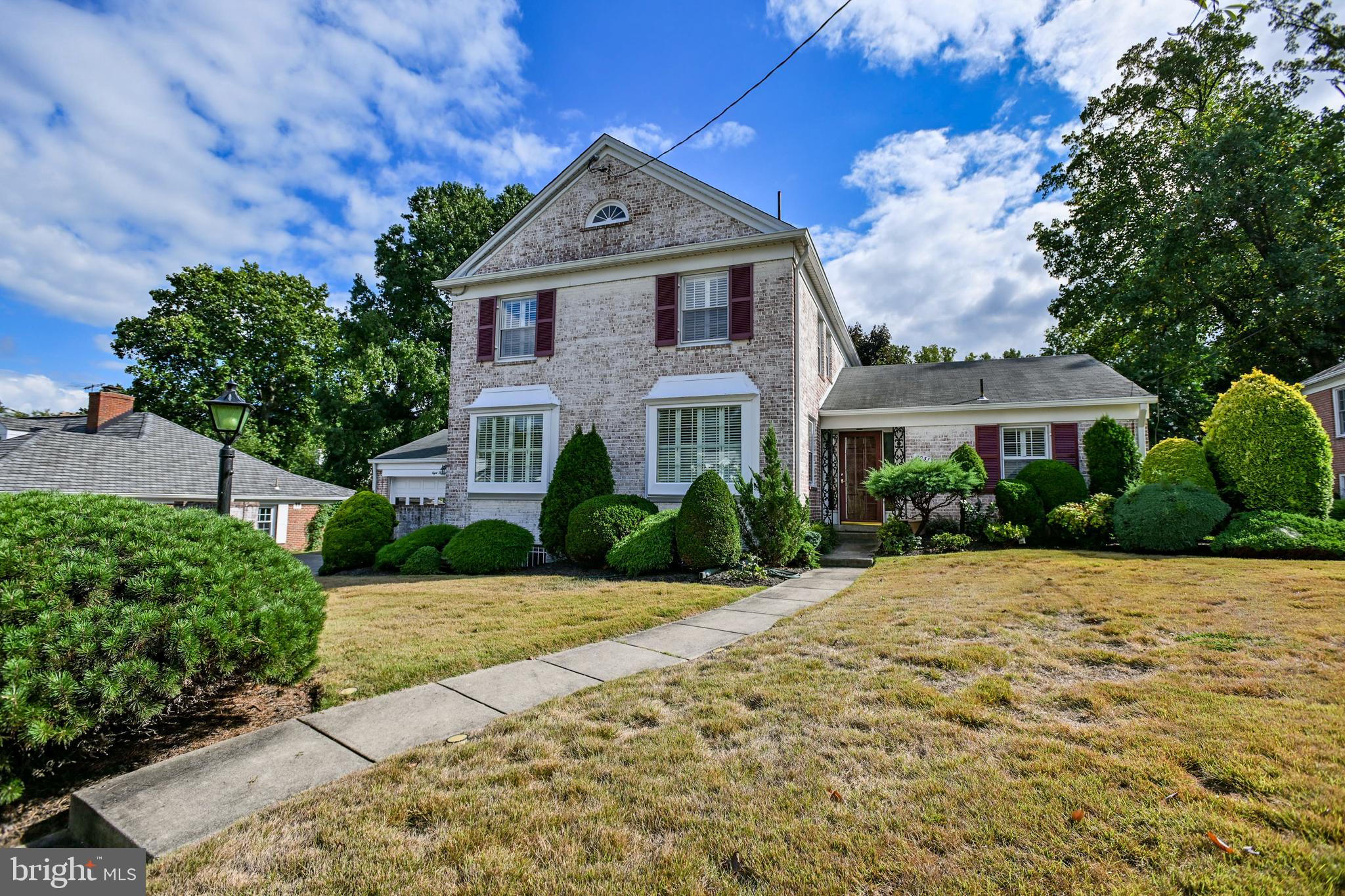 CHEVY CHASE - Residential