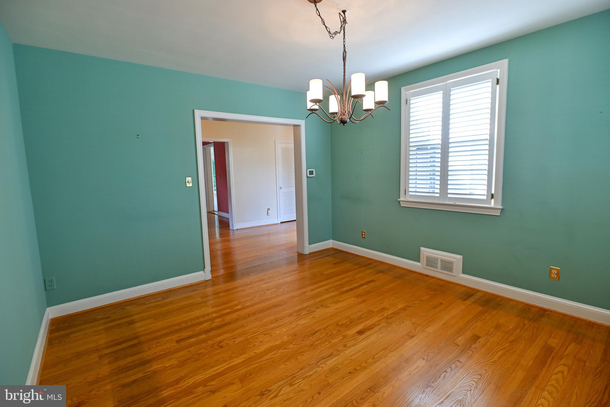 CHEVY CHASE - Residential