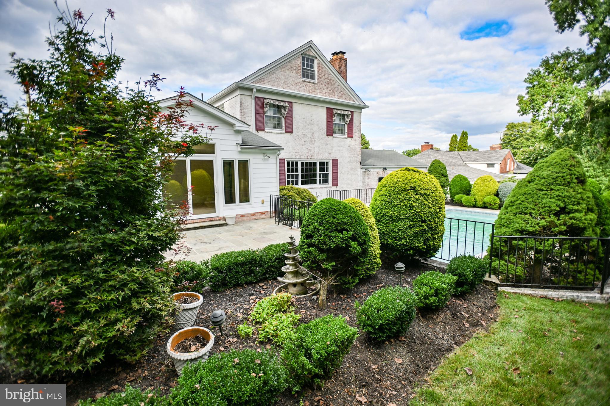 CHEVY CHASE - Residential