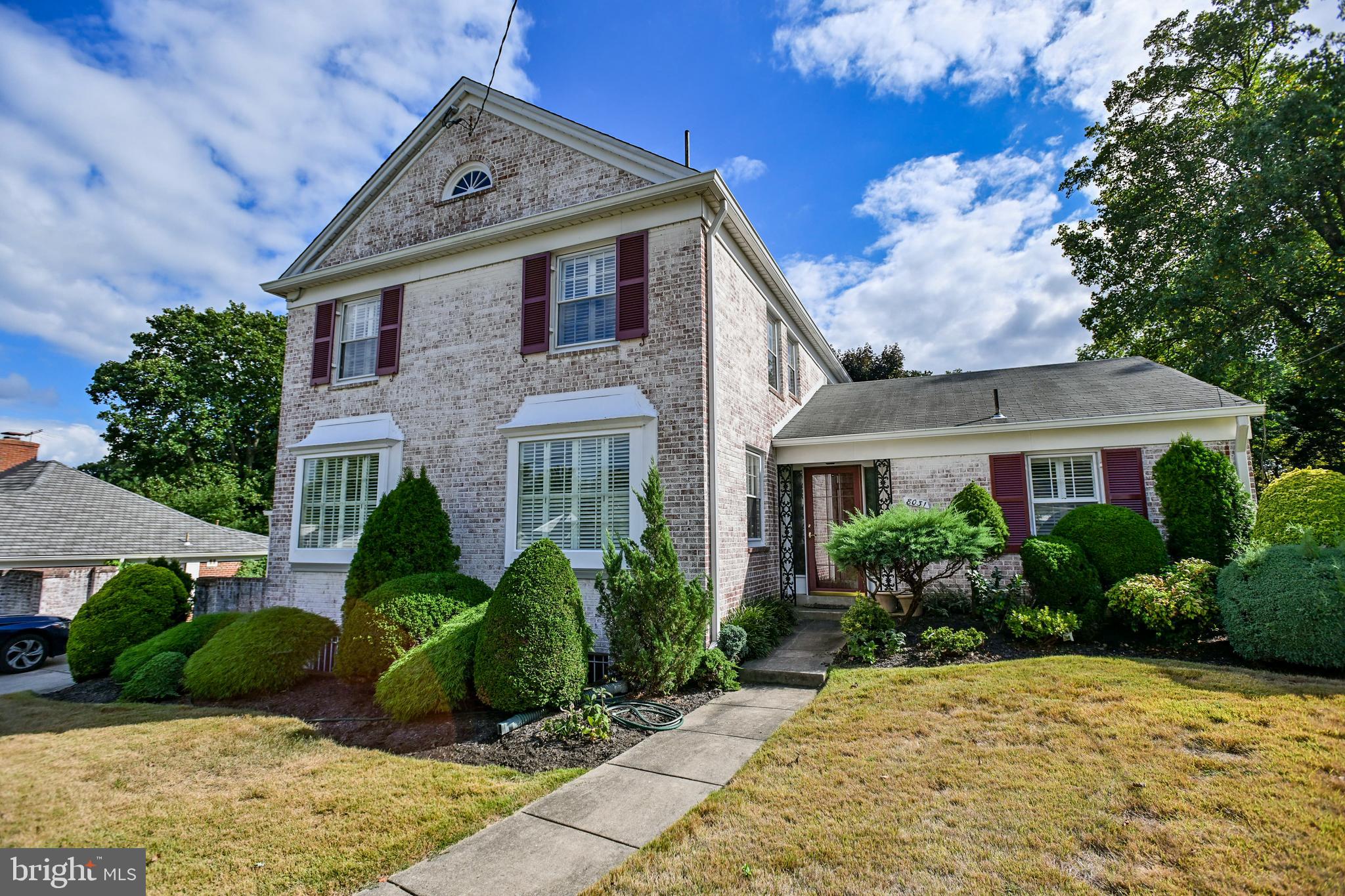 CHEVY CHASE - Residential