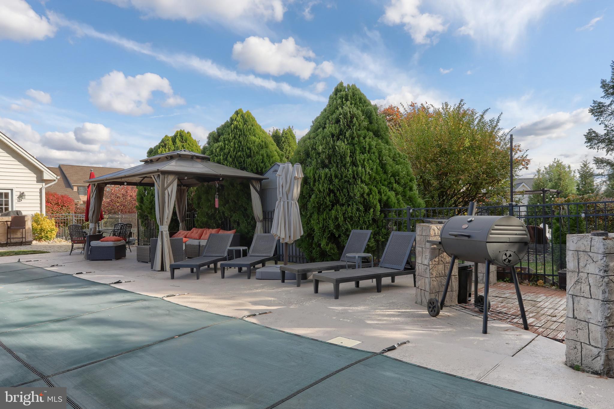 WINDMERE - Residential