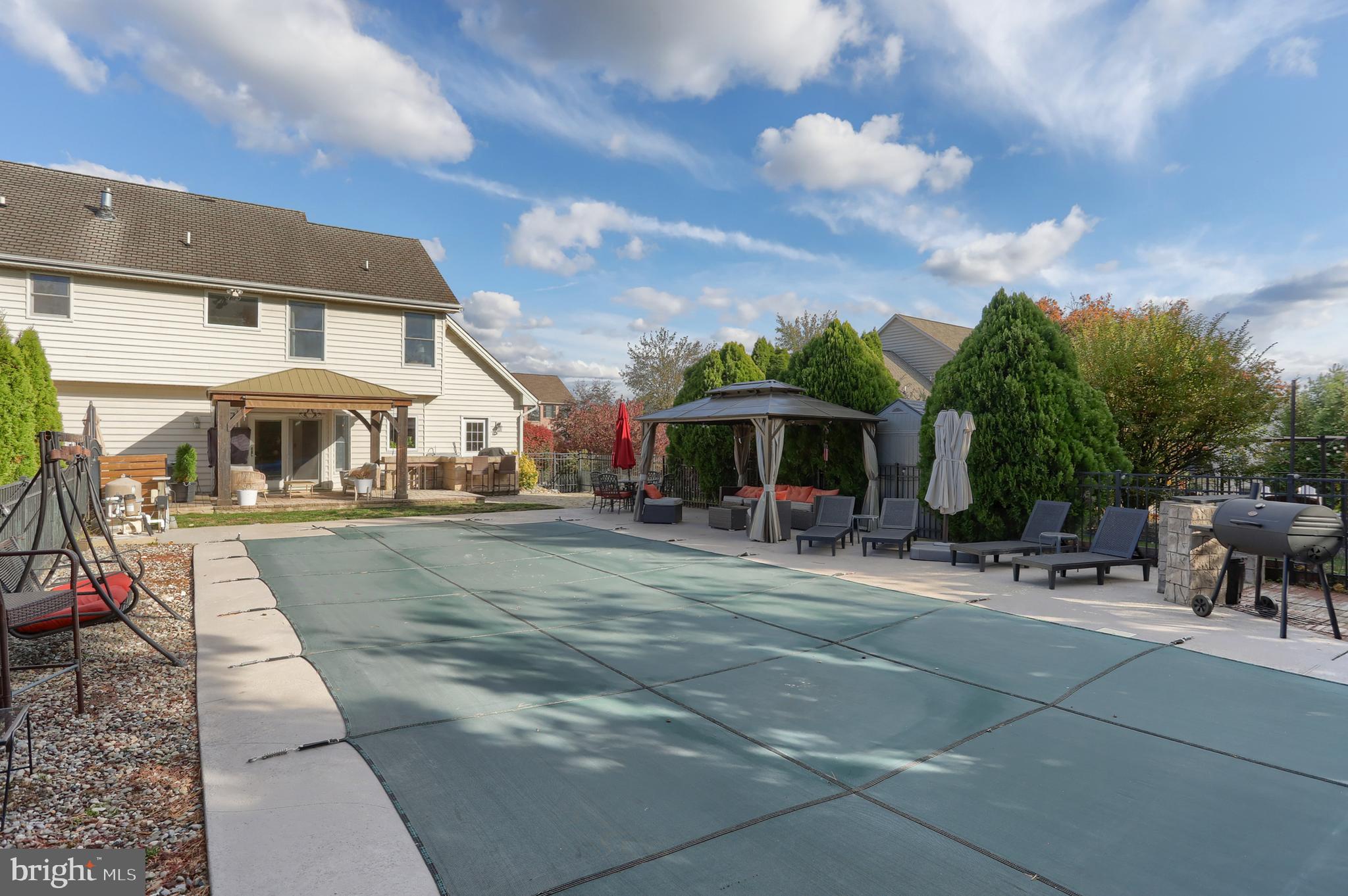 WINDMERE - Residential