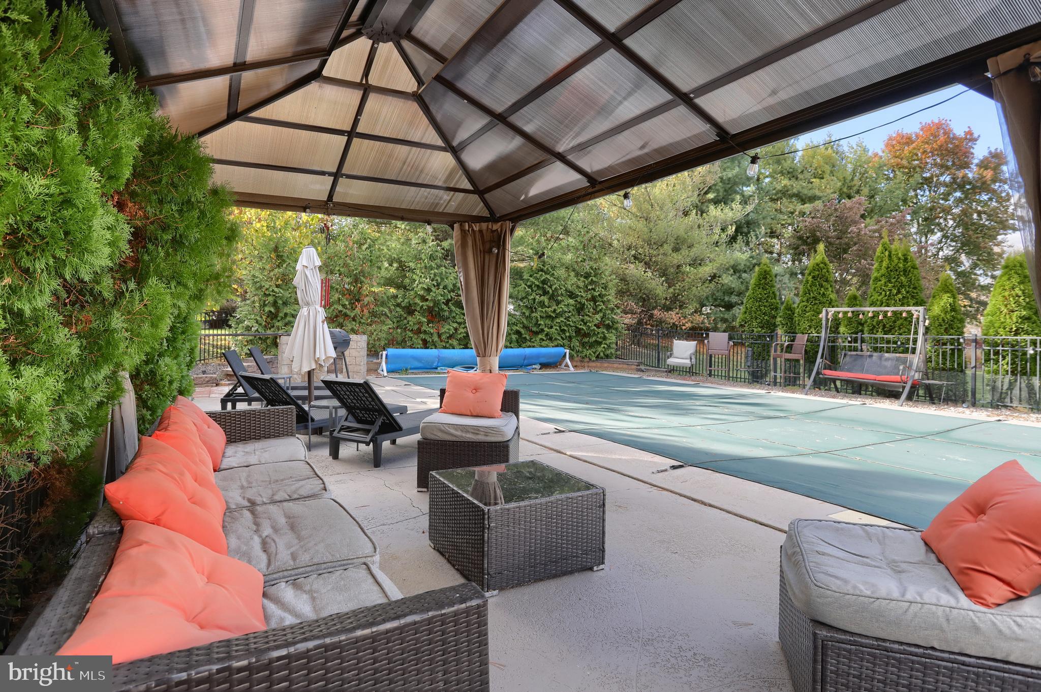 WINDMERE - Residential