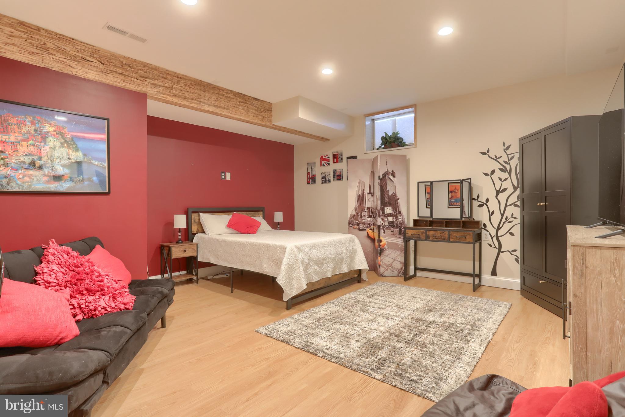 WINDMERE - Residential