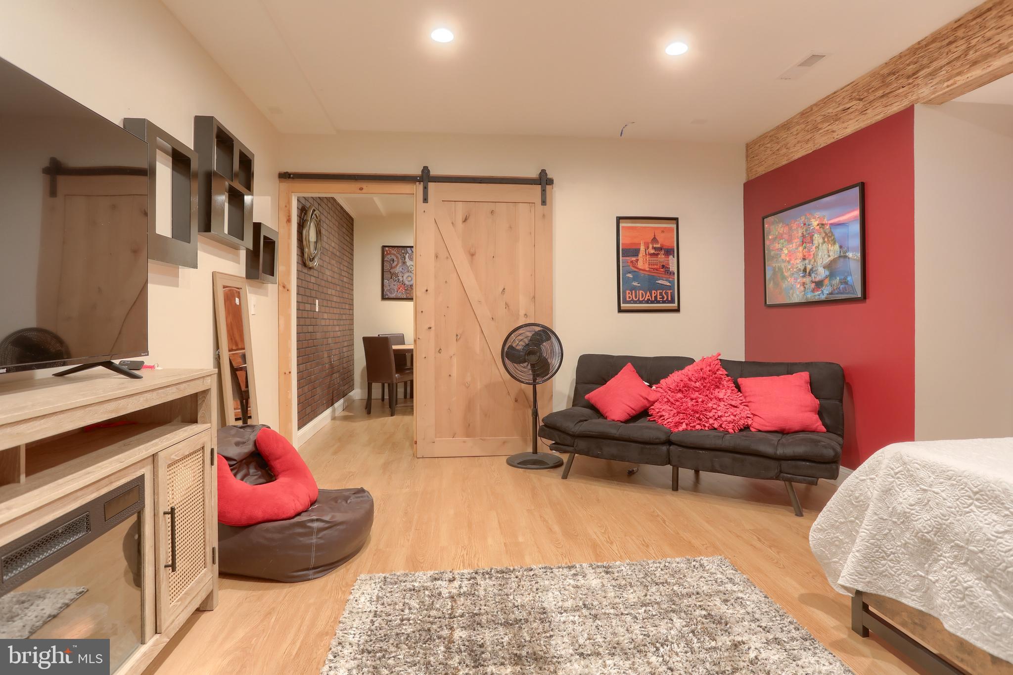 WINDMERE - Residential