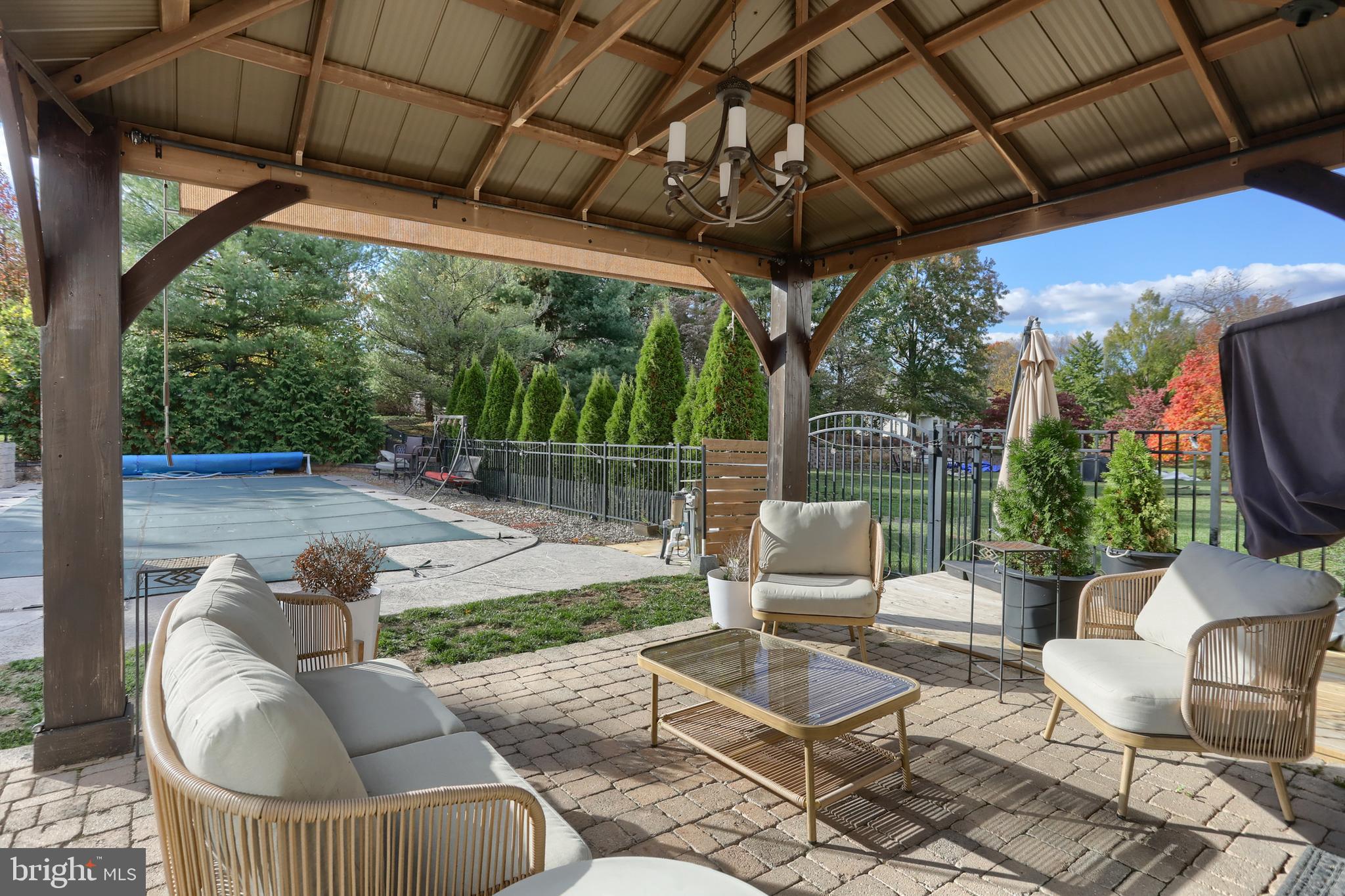 WINDMERE - Residential