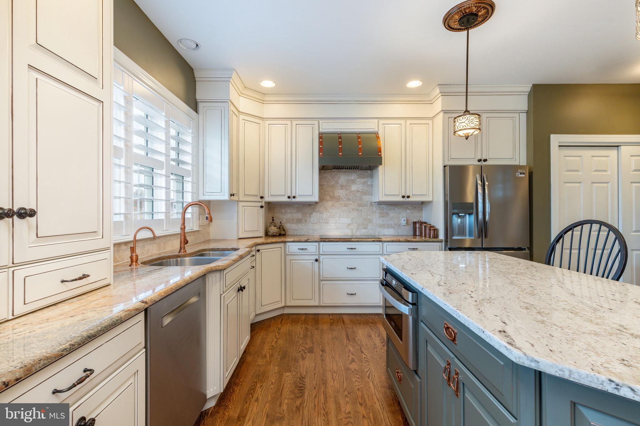 PINEVILLE - Residential