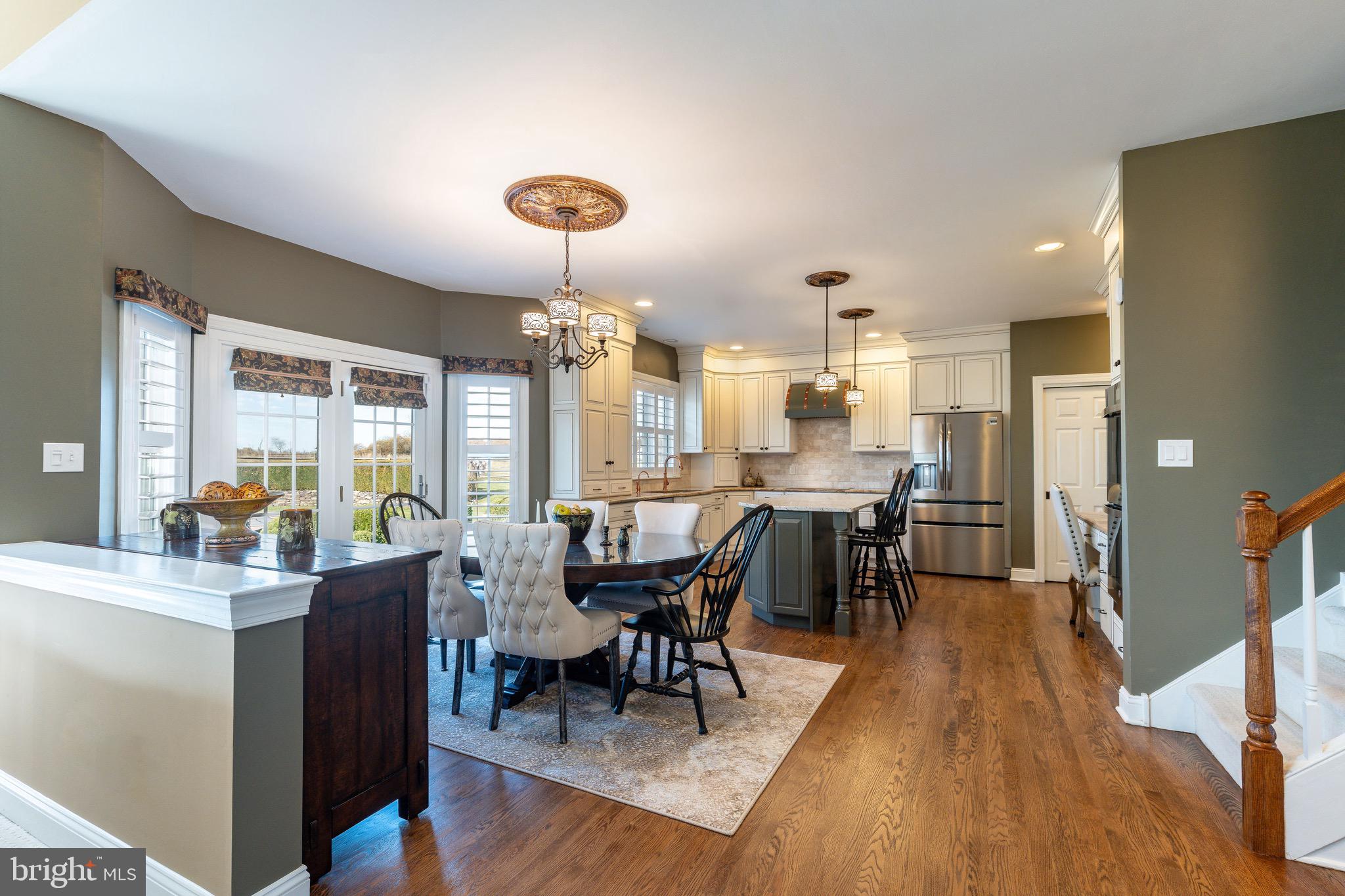 PINEVILLE - Residential