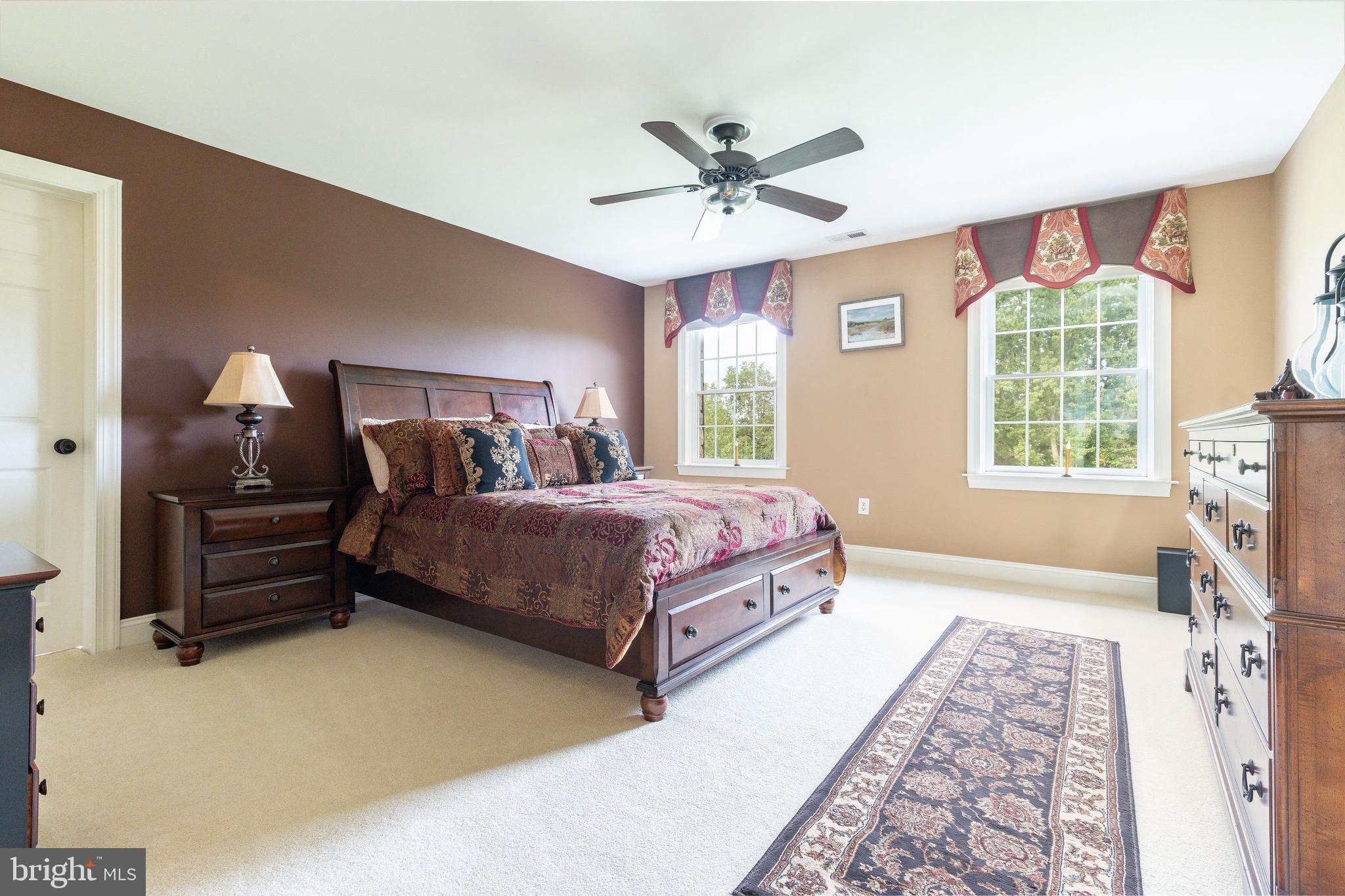 PINEVILLE - Residential