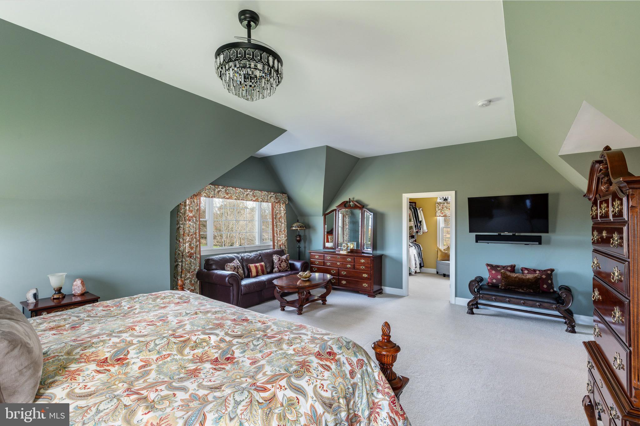 PINEVILLE - Residential