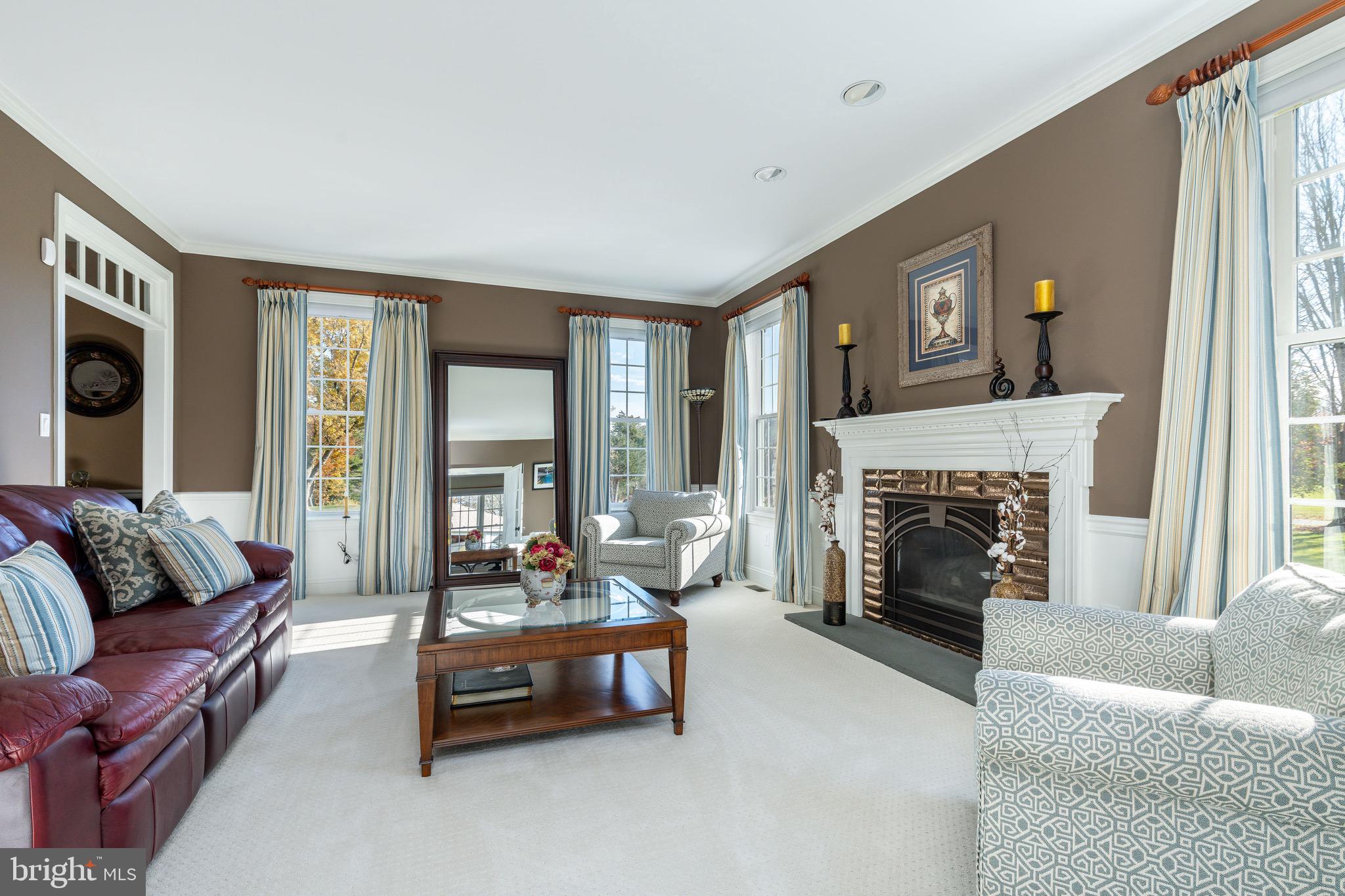 PINEVILLE - Residential