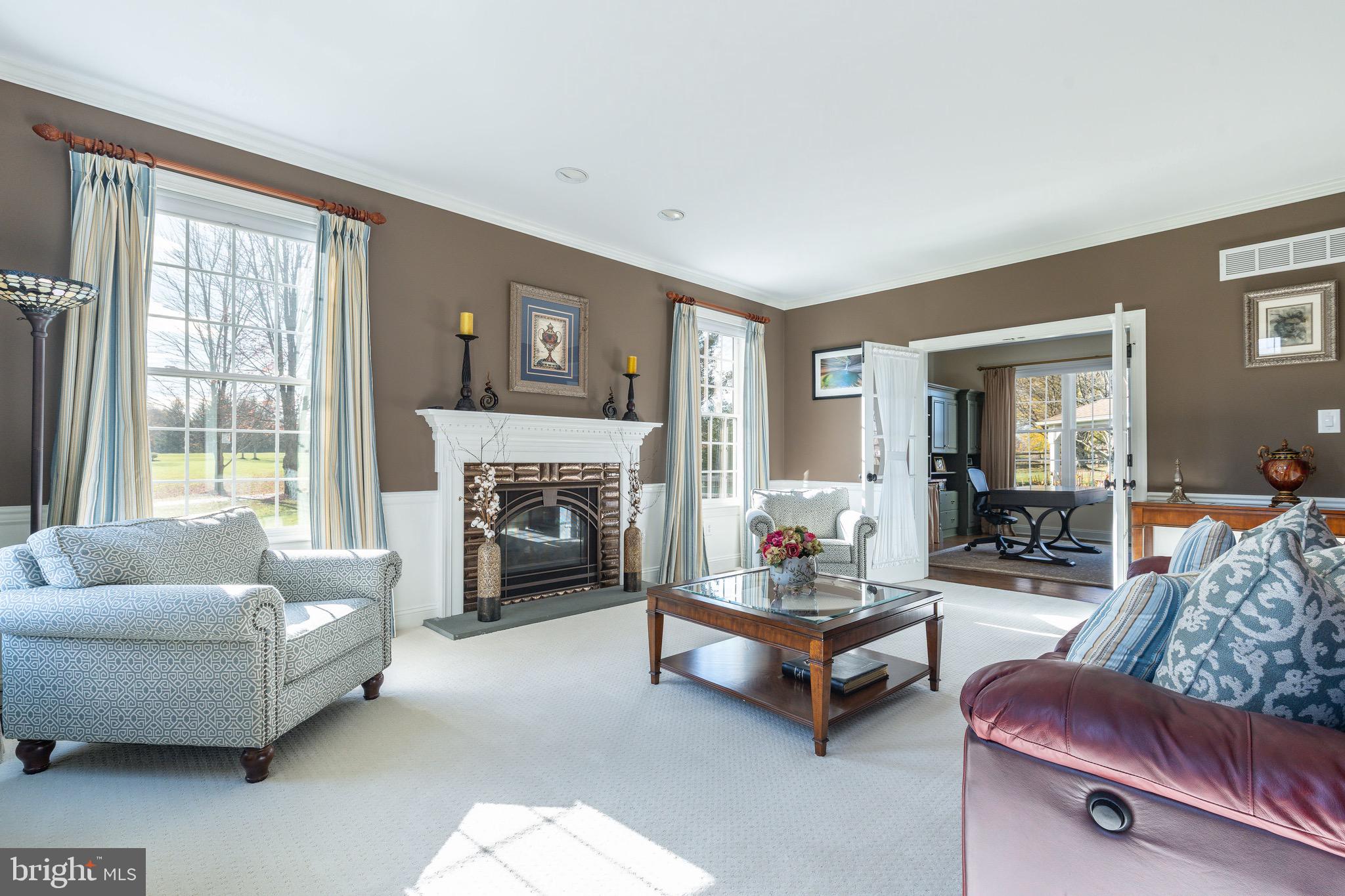 PINEVILLE - Residential