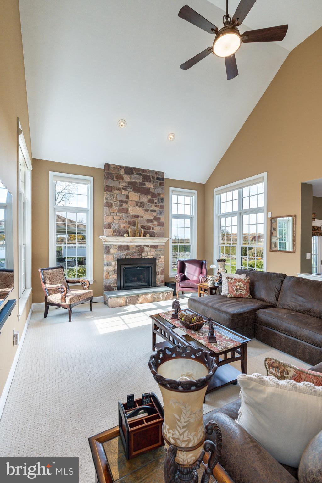 PINEVILLE - Residential