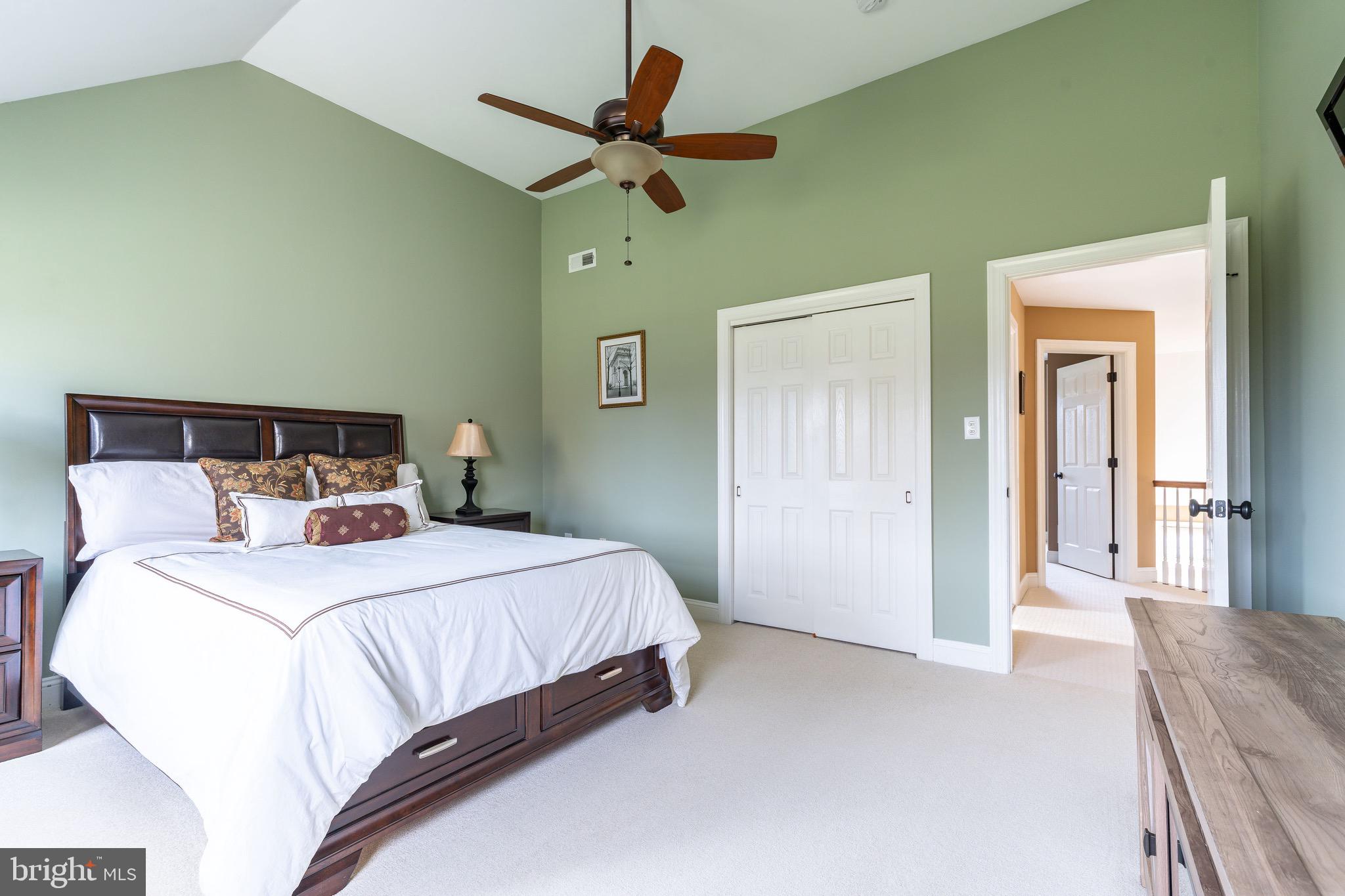 PINEVILLE - Residential