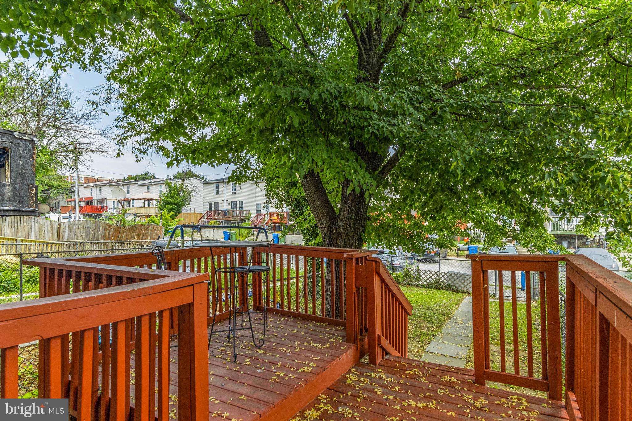 FRANKLIN SQUARE HISTORIC DISTRICT - Residential