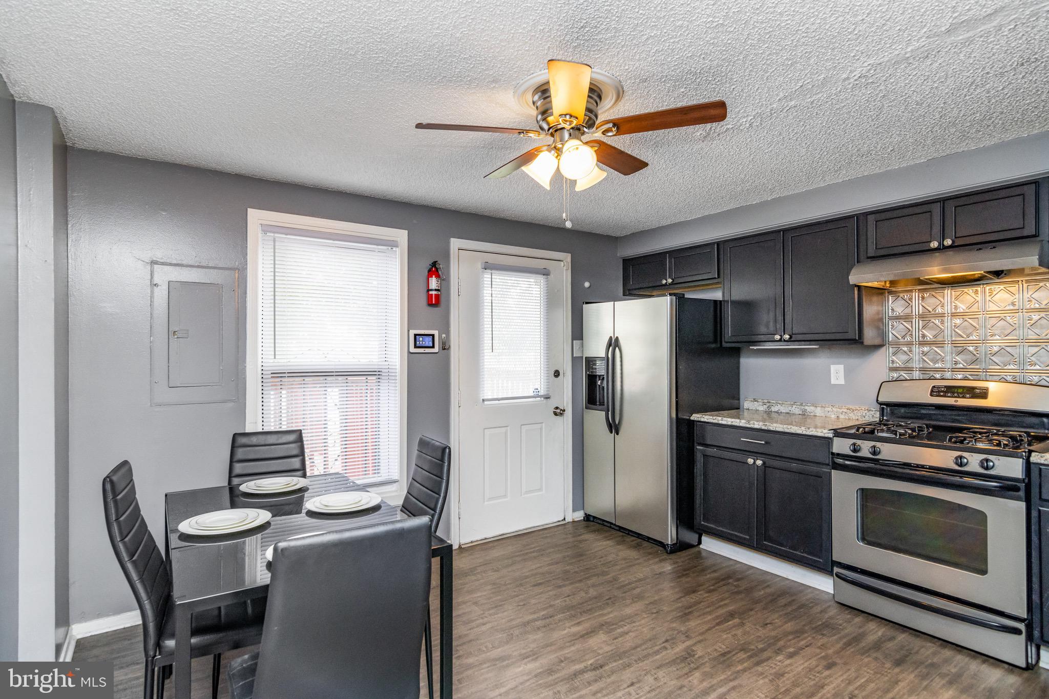 FRANKLIN SQUARE HISTORIC DISTRICT - Residential