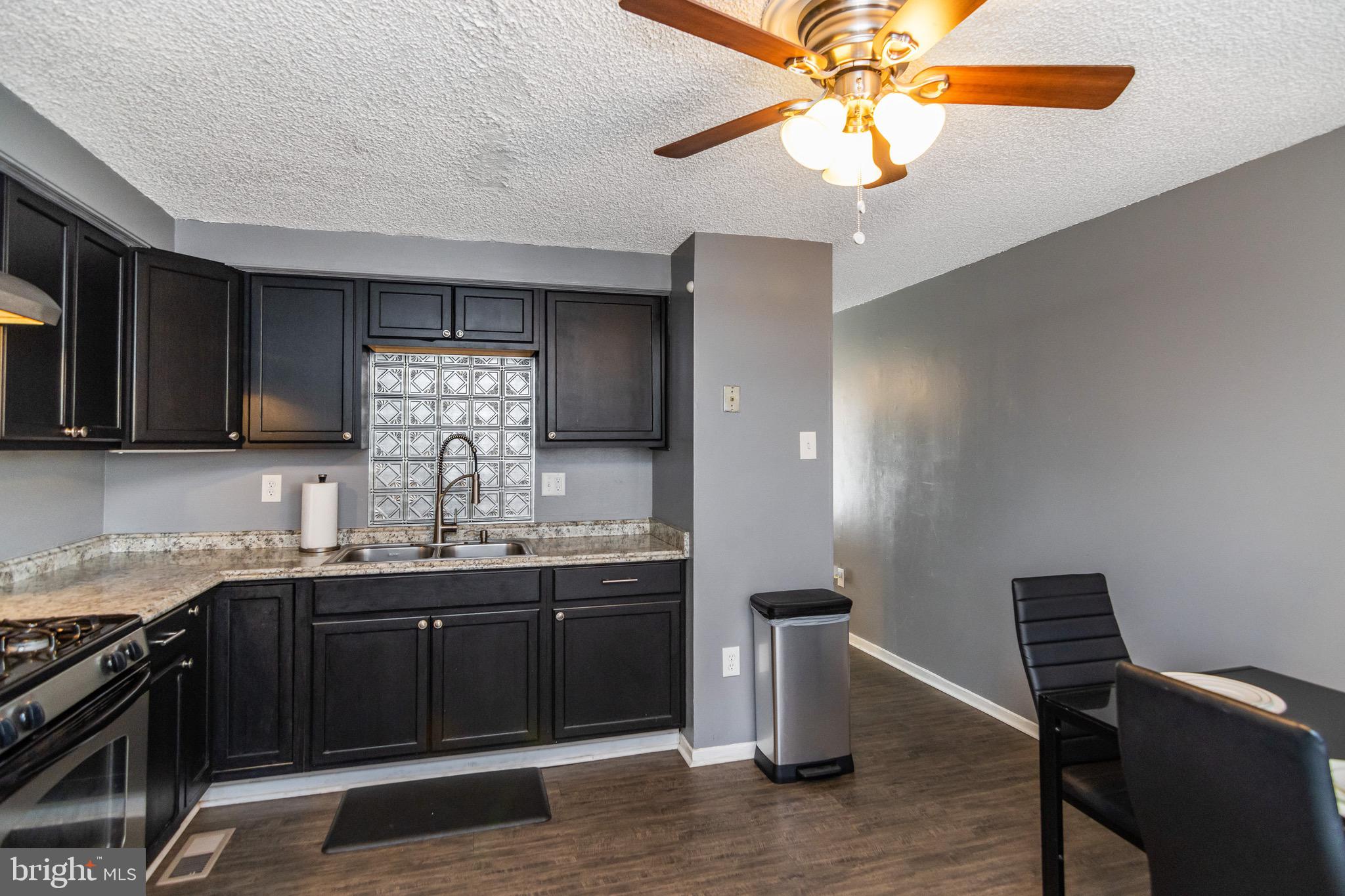 FRANKLIN SQUARE HISTORIC DISTRICT - Residential