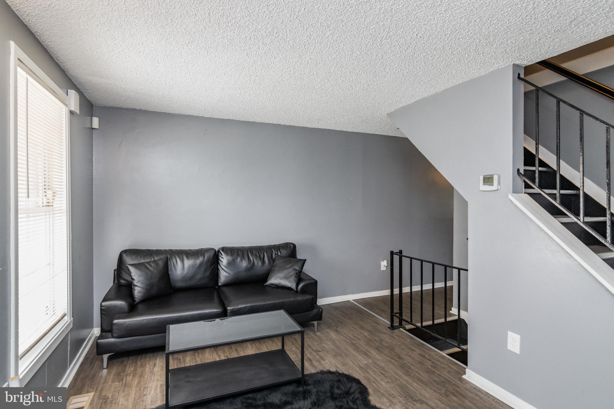 FRANKLIN SQUARE HISTORIC DISTRICT - Residential