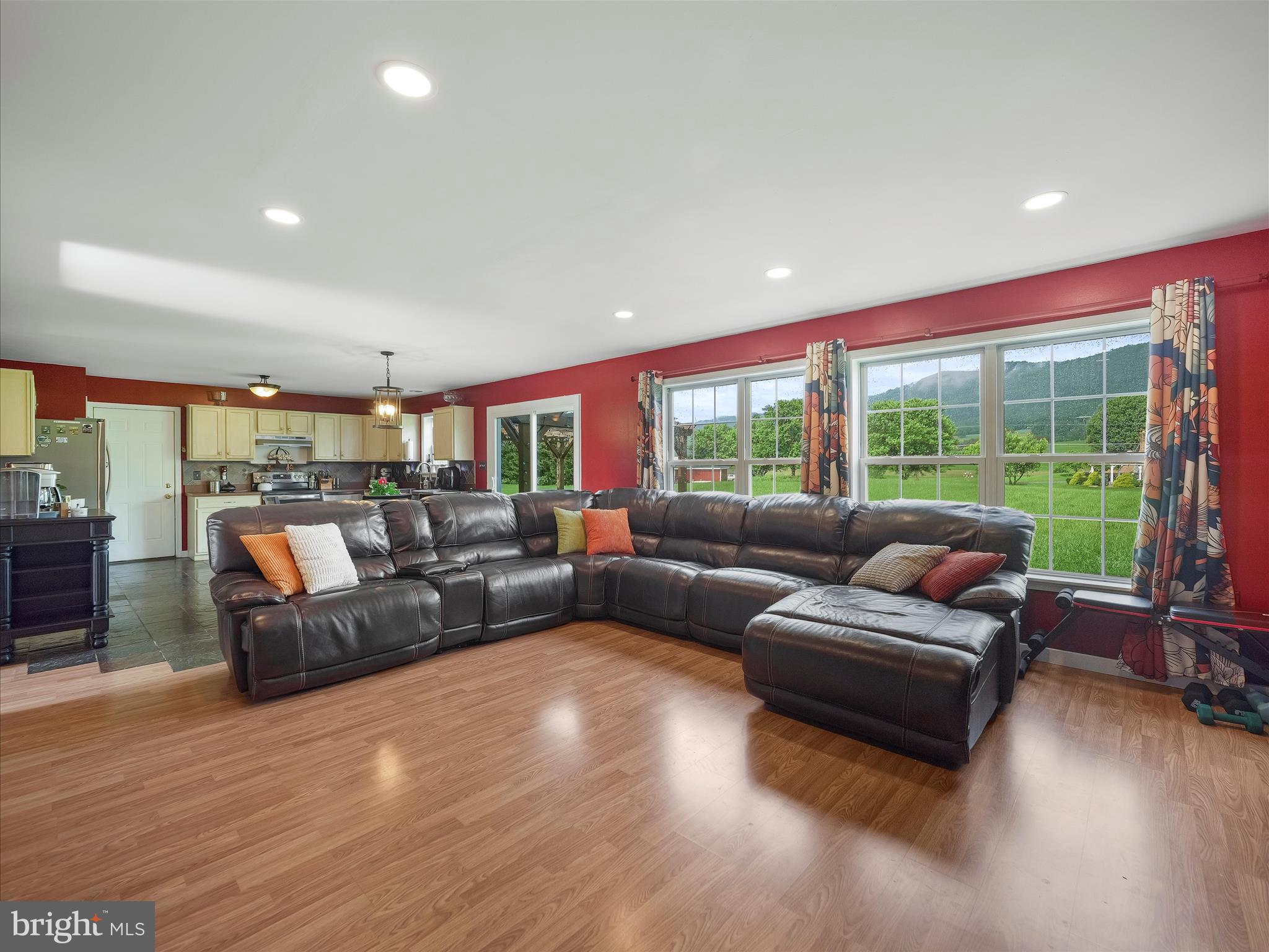 MT PLEASANT ESTATES - Residential