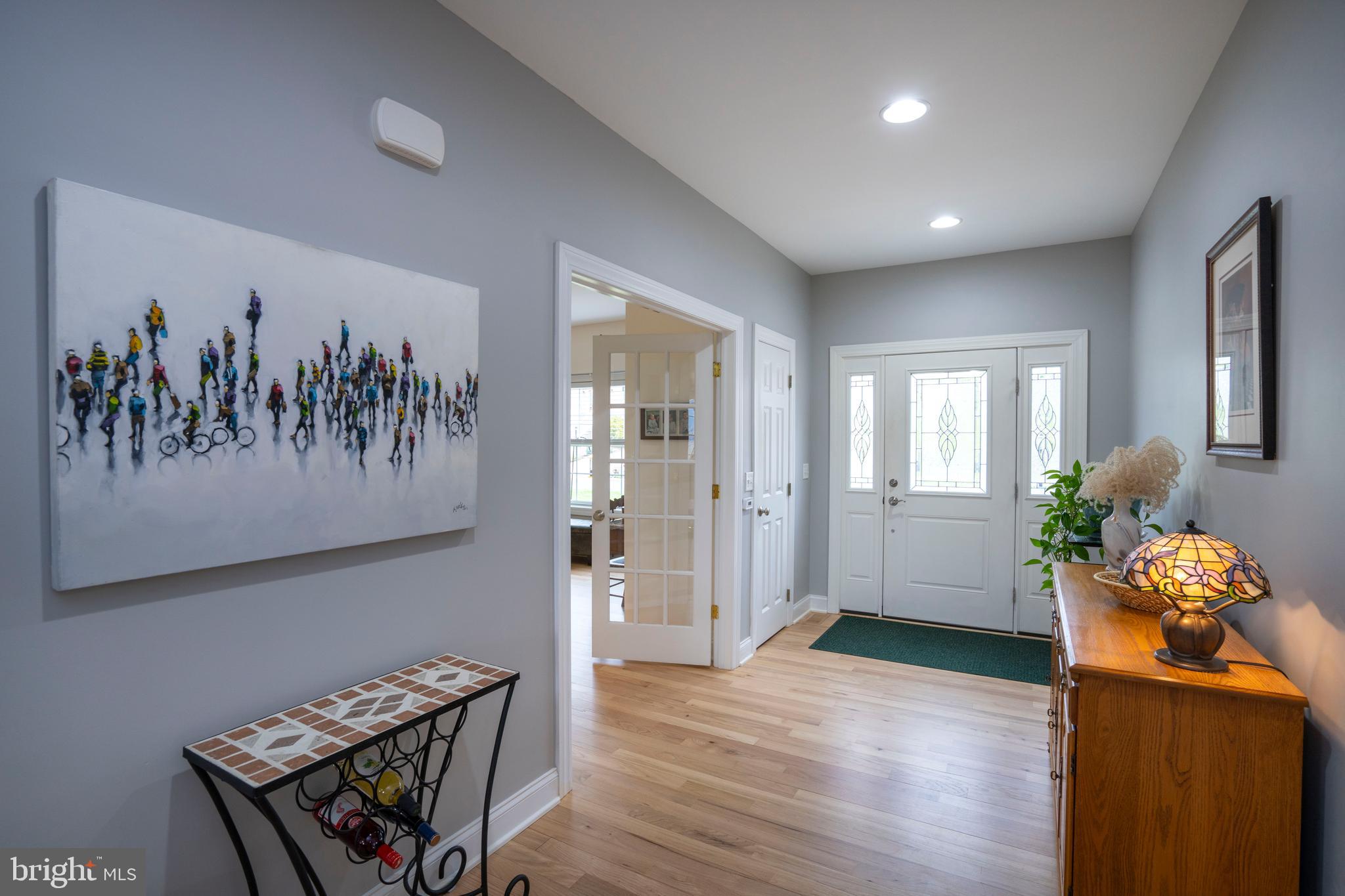 COUNTRY COVE - Residential