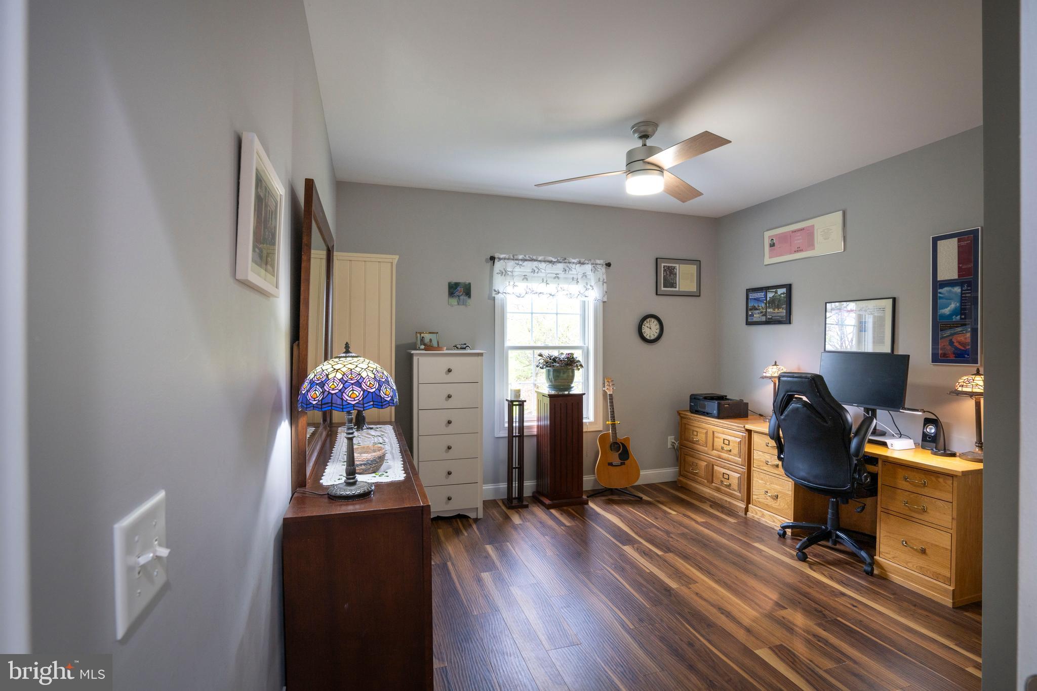 COUNTRY COVE - Residential