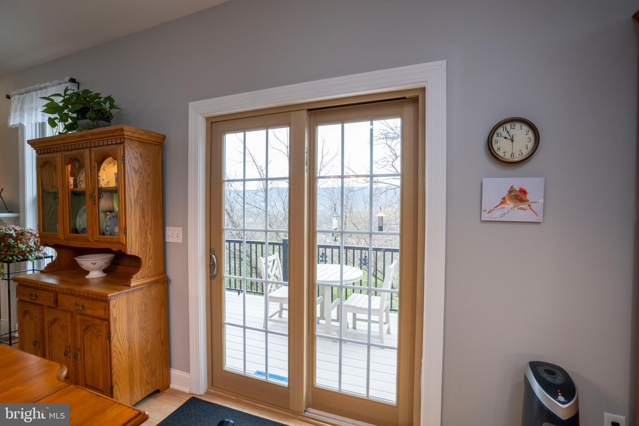 COUNTRY COVE - Residential