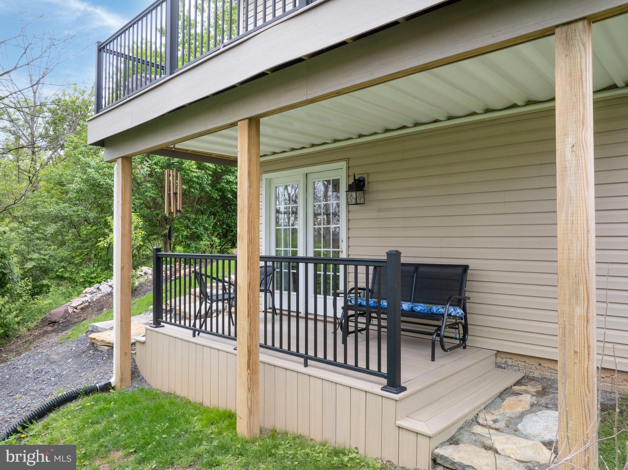 COUNTRY COVE - Residential