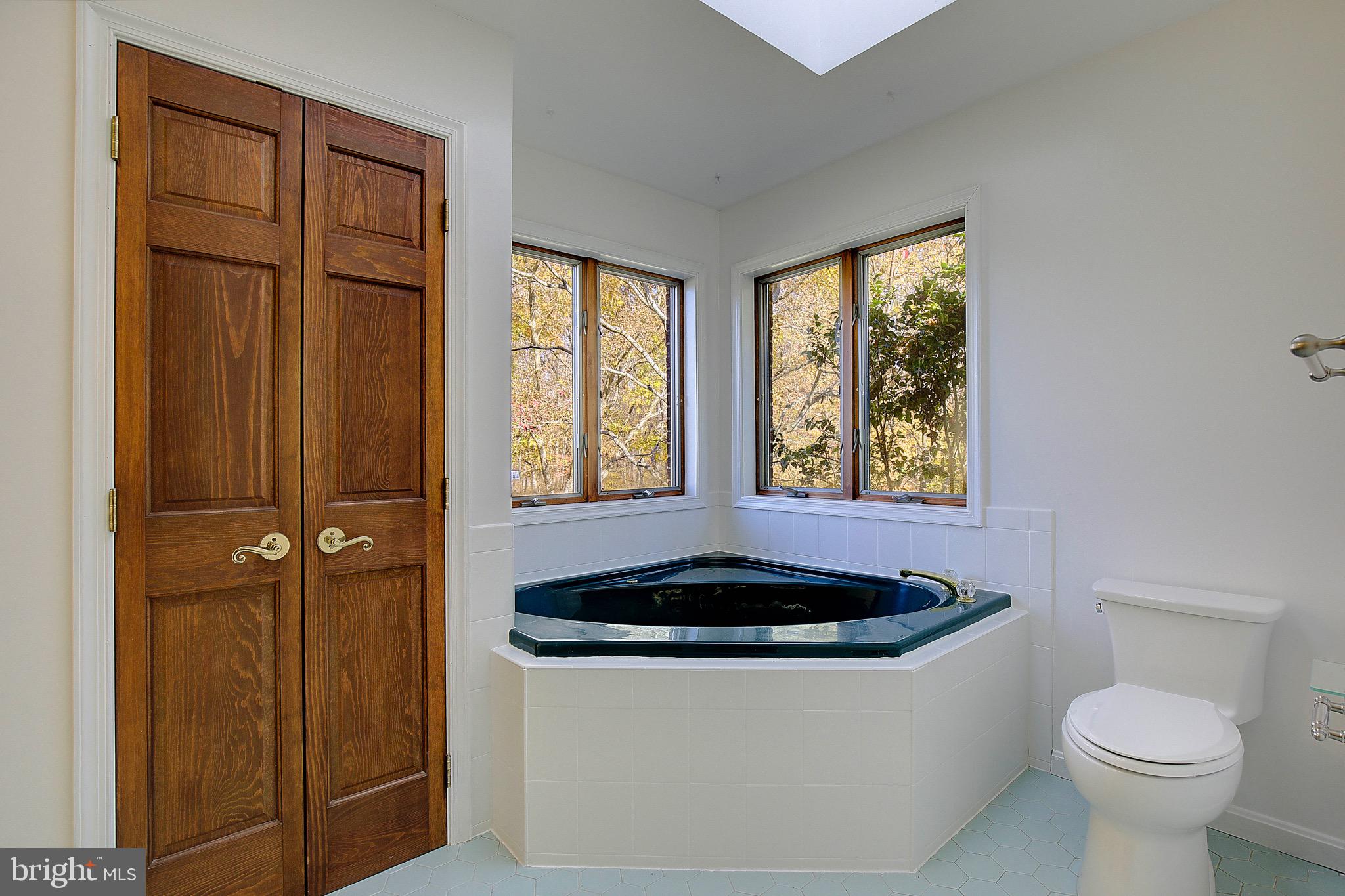 SOMERSET - Residential