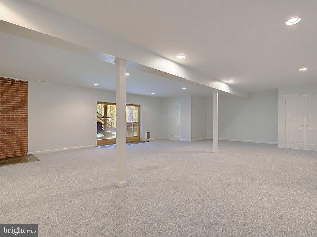 SOMERSET - Residential