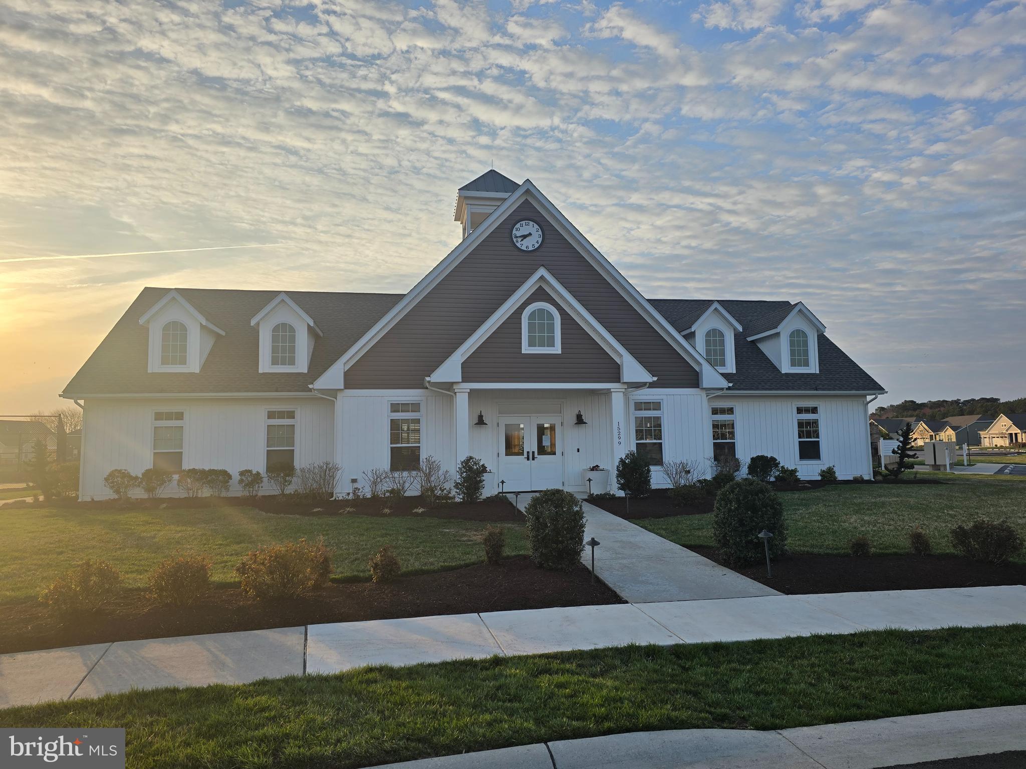 WOODFIELD PRESERVE - Residential