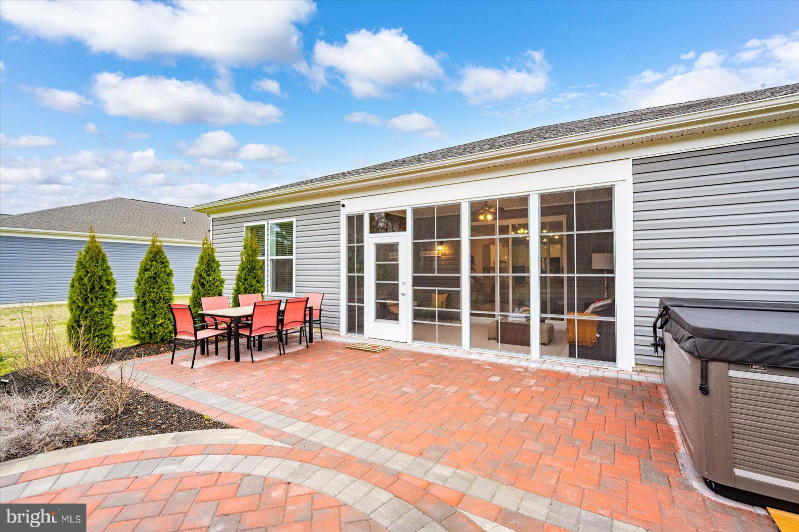 WOODFIELD PRESERVE - Residential