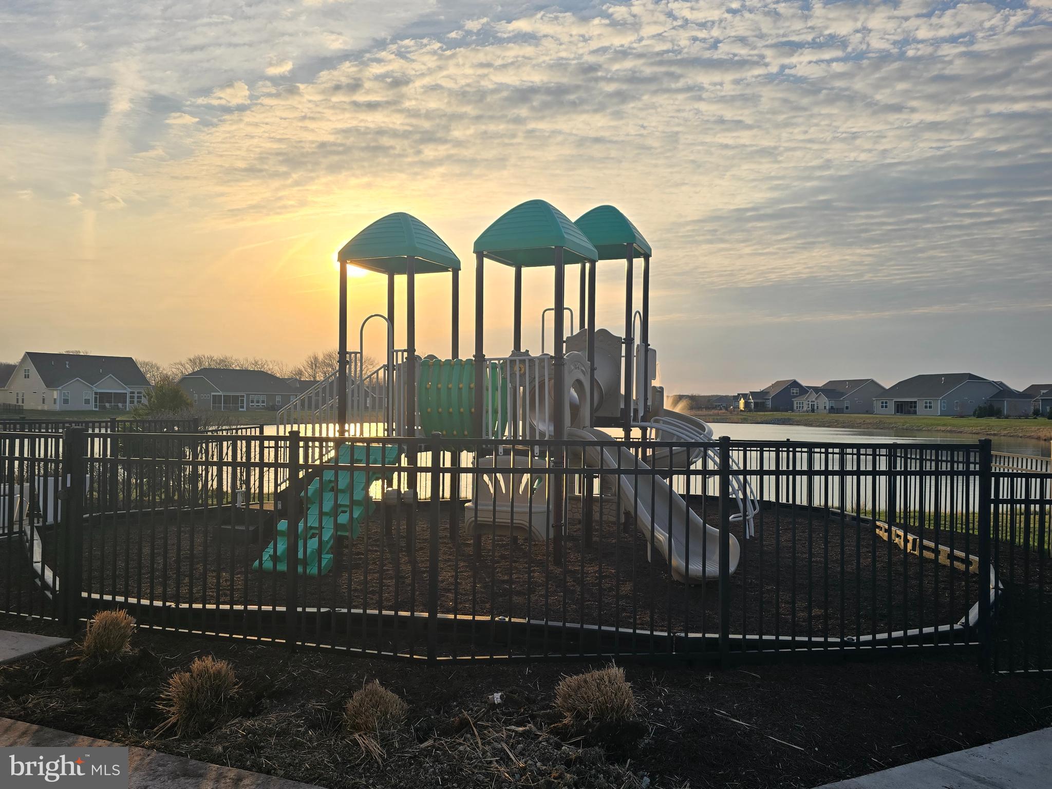 WOODFIELD PRESERVE - Residential